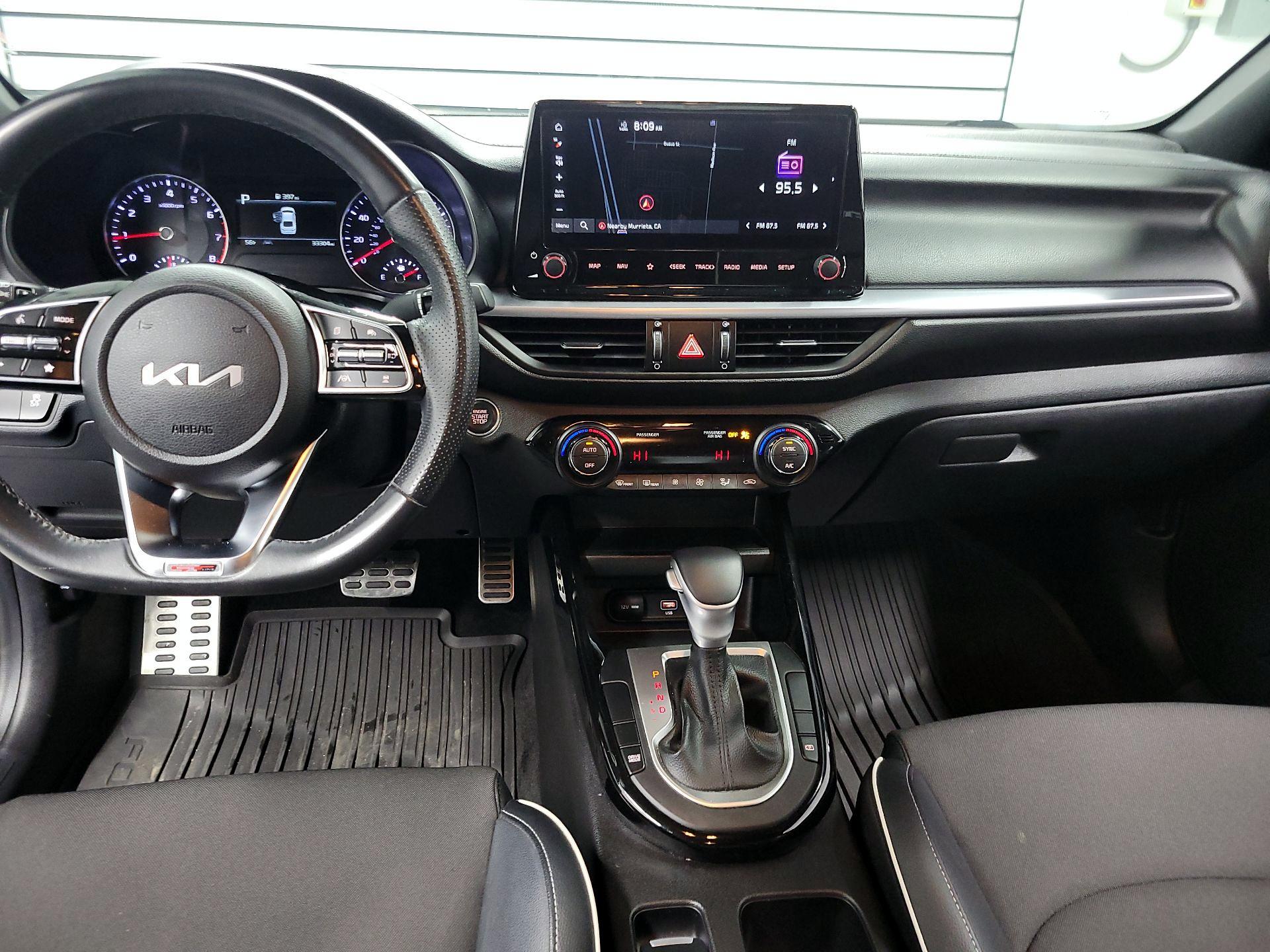 Thumbnail: 2023 Kia Forte - 9