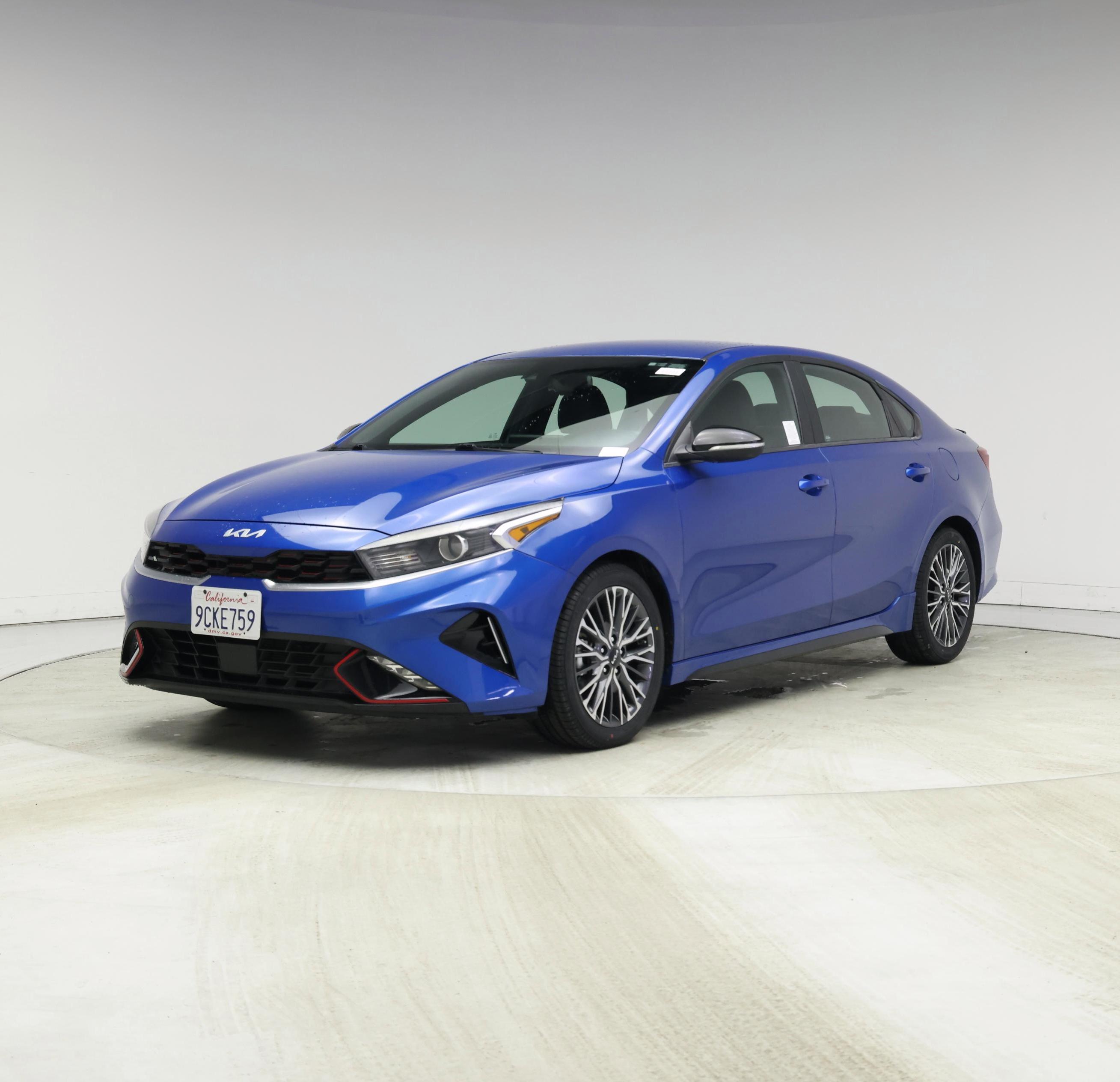 Thumbnail: 2023 Kia Forte - 4