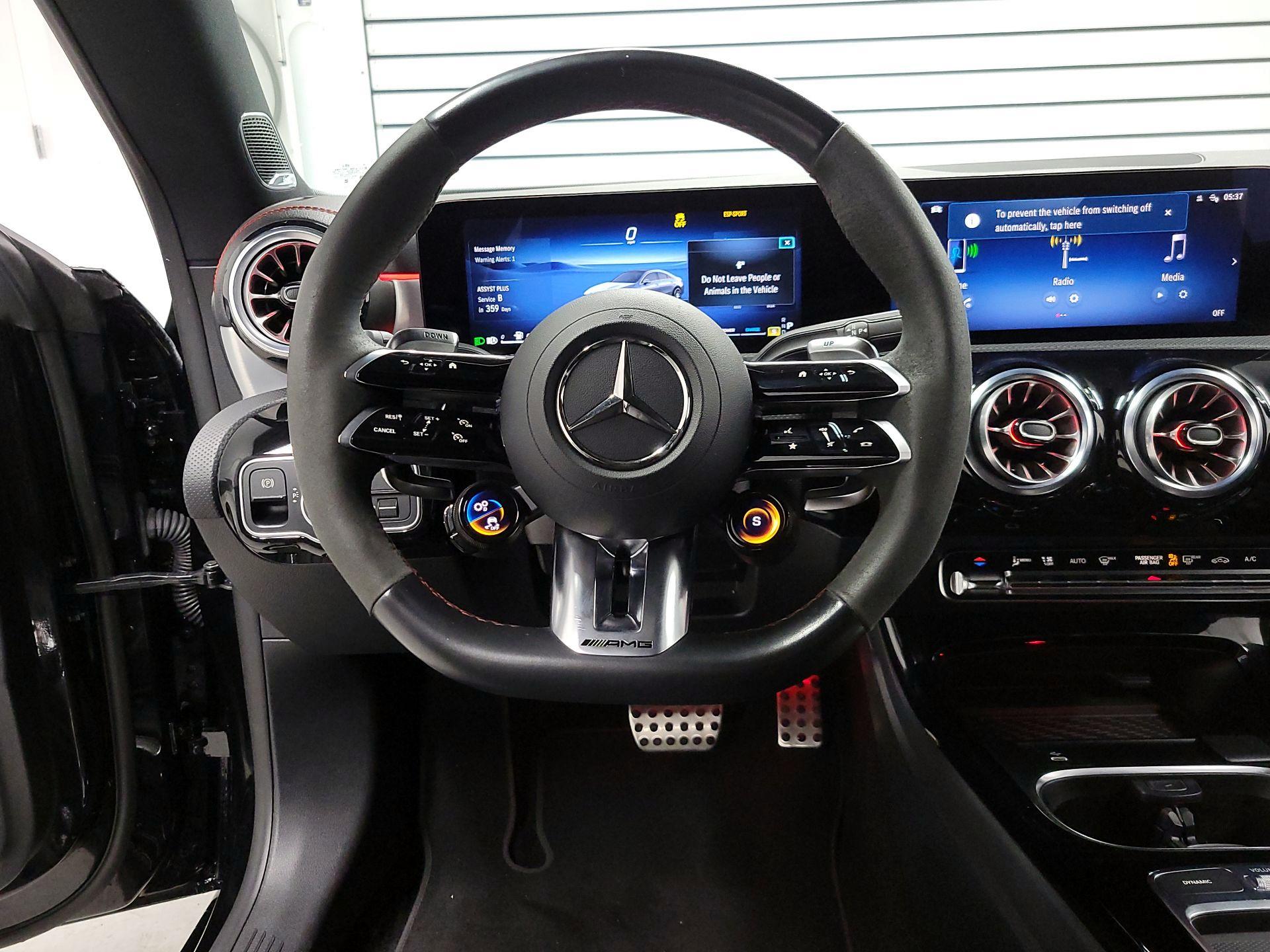 Thumbnail: 2025 Mercedes-Benz CLA - 10