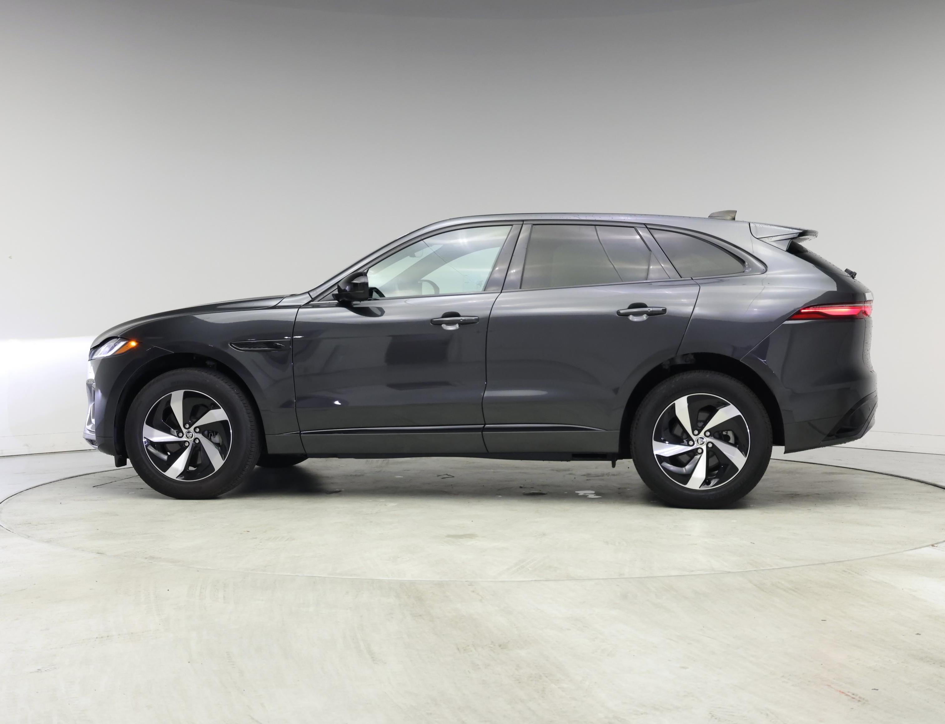 Thumbnail: 2024 Jaguar F-Pace - 3