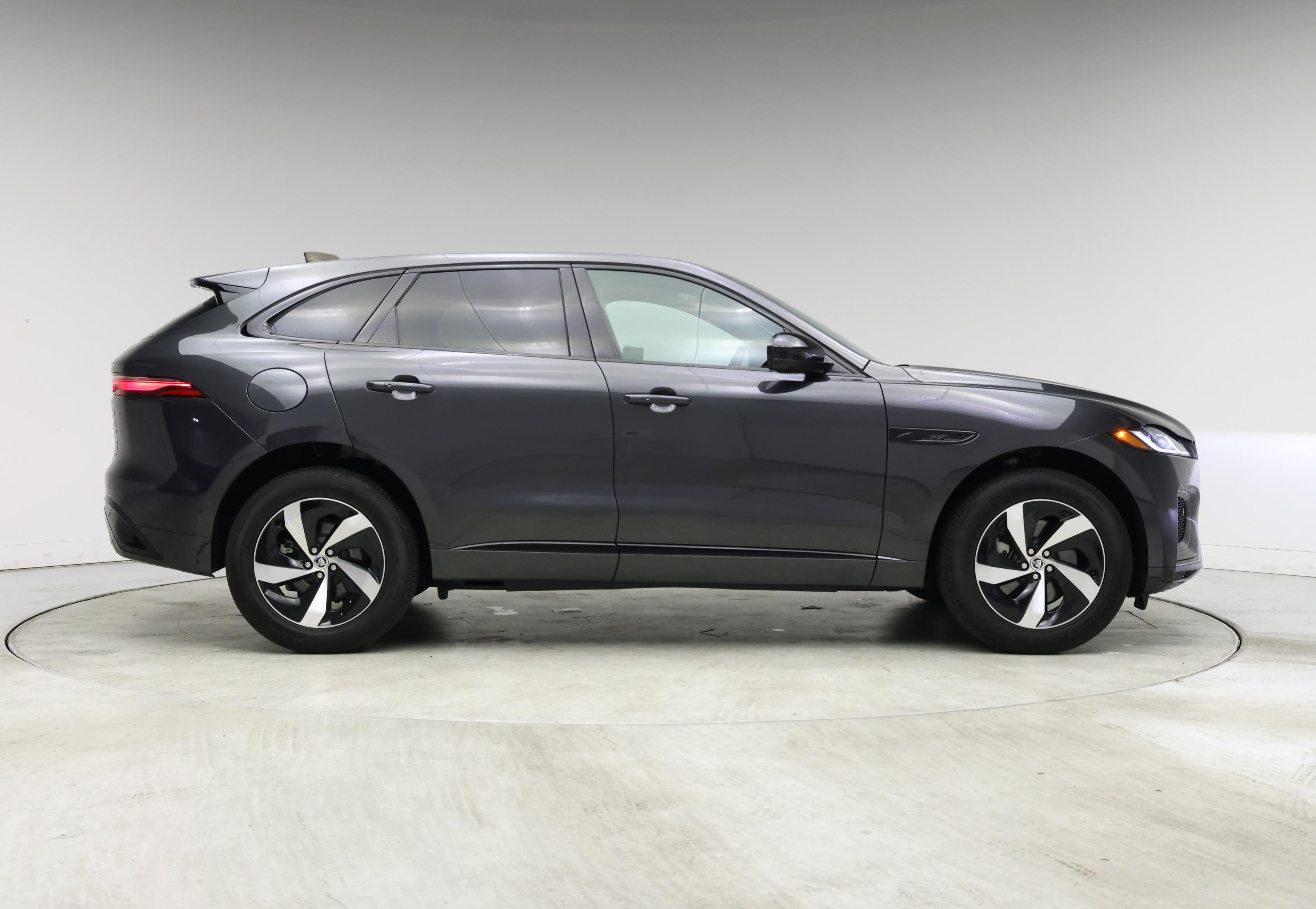 Thumbnail: 2024 Jaguar F-Pace - 7