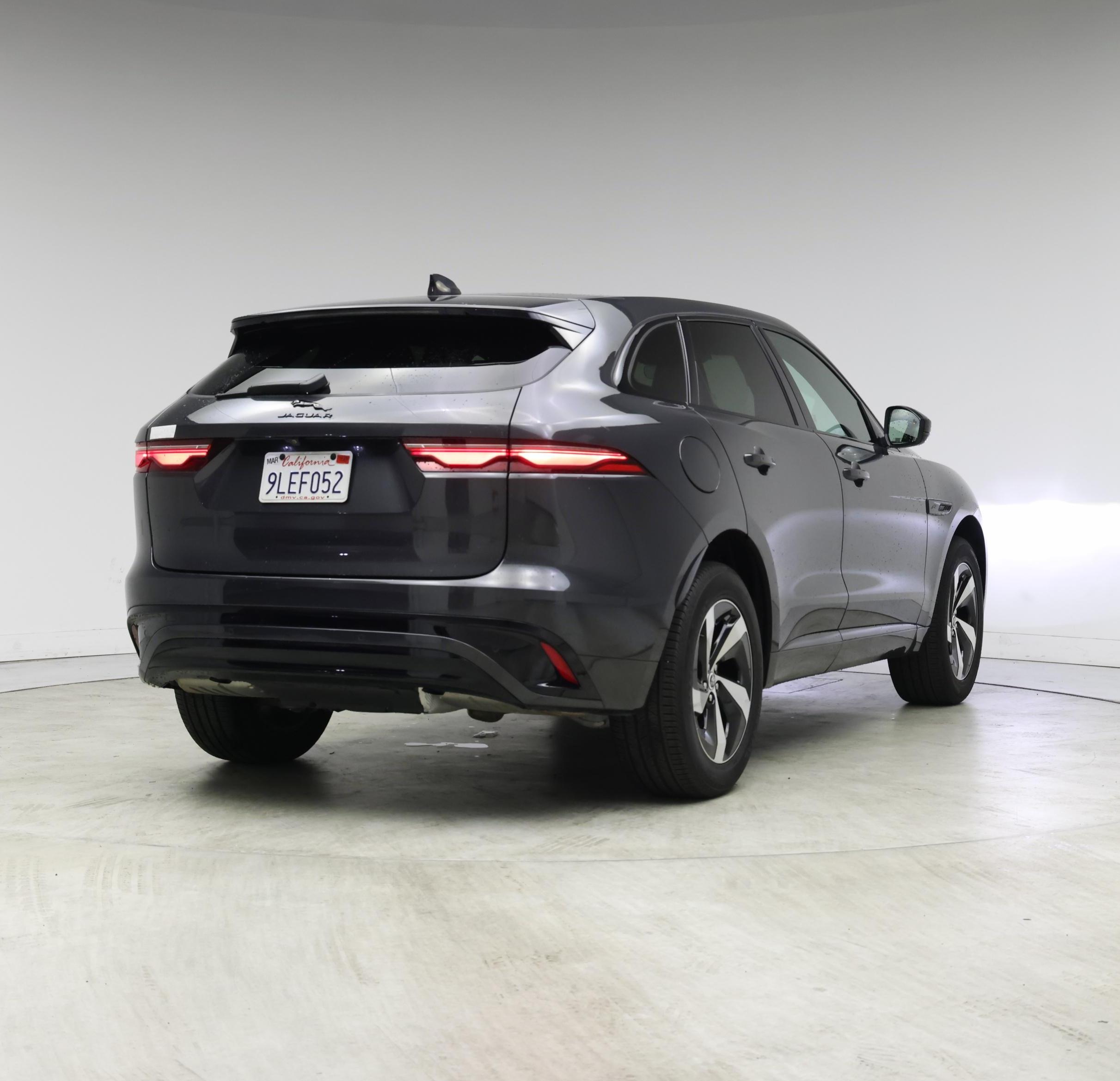 Thumbnail: 2024 Jaguar F-Pace - 8