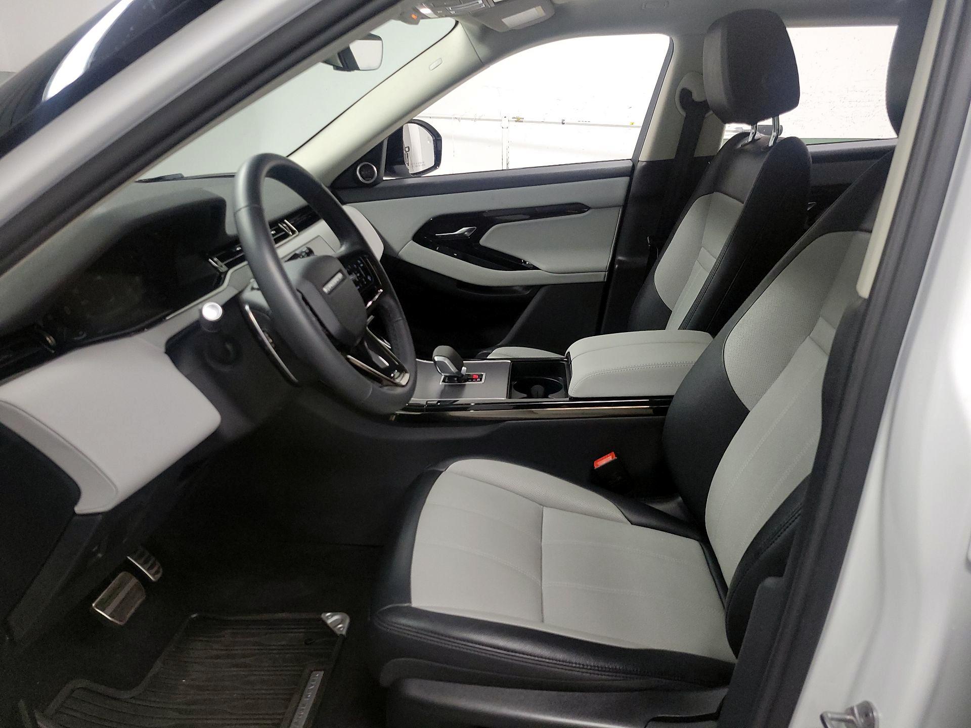 Thumbnail: 2024 Land Rover Range Rover Evoque - 11