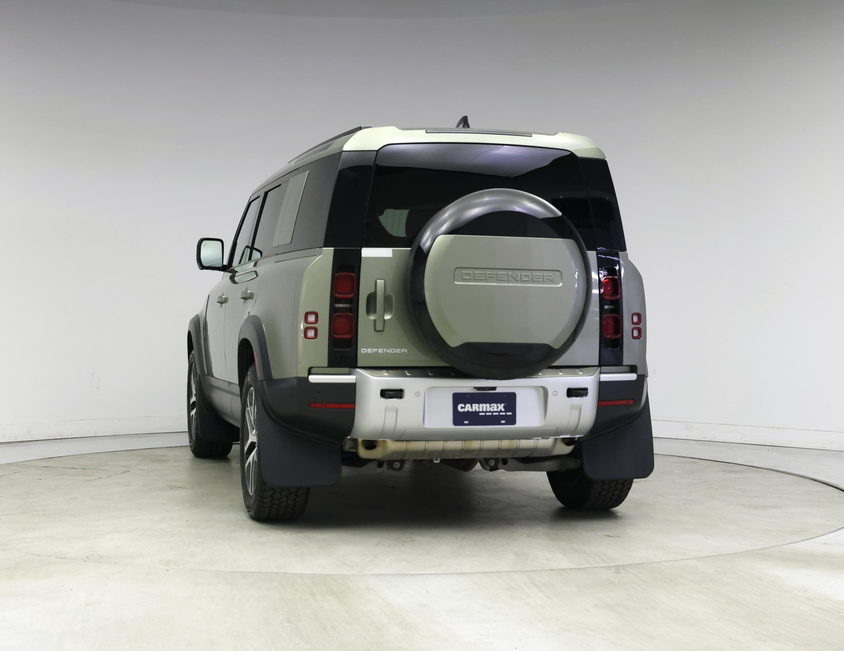 Thumbnail: 2025 Land Rover Defender - 6
