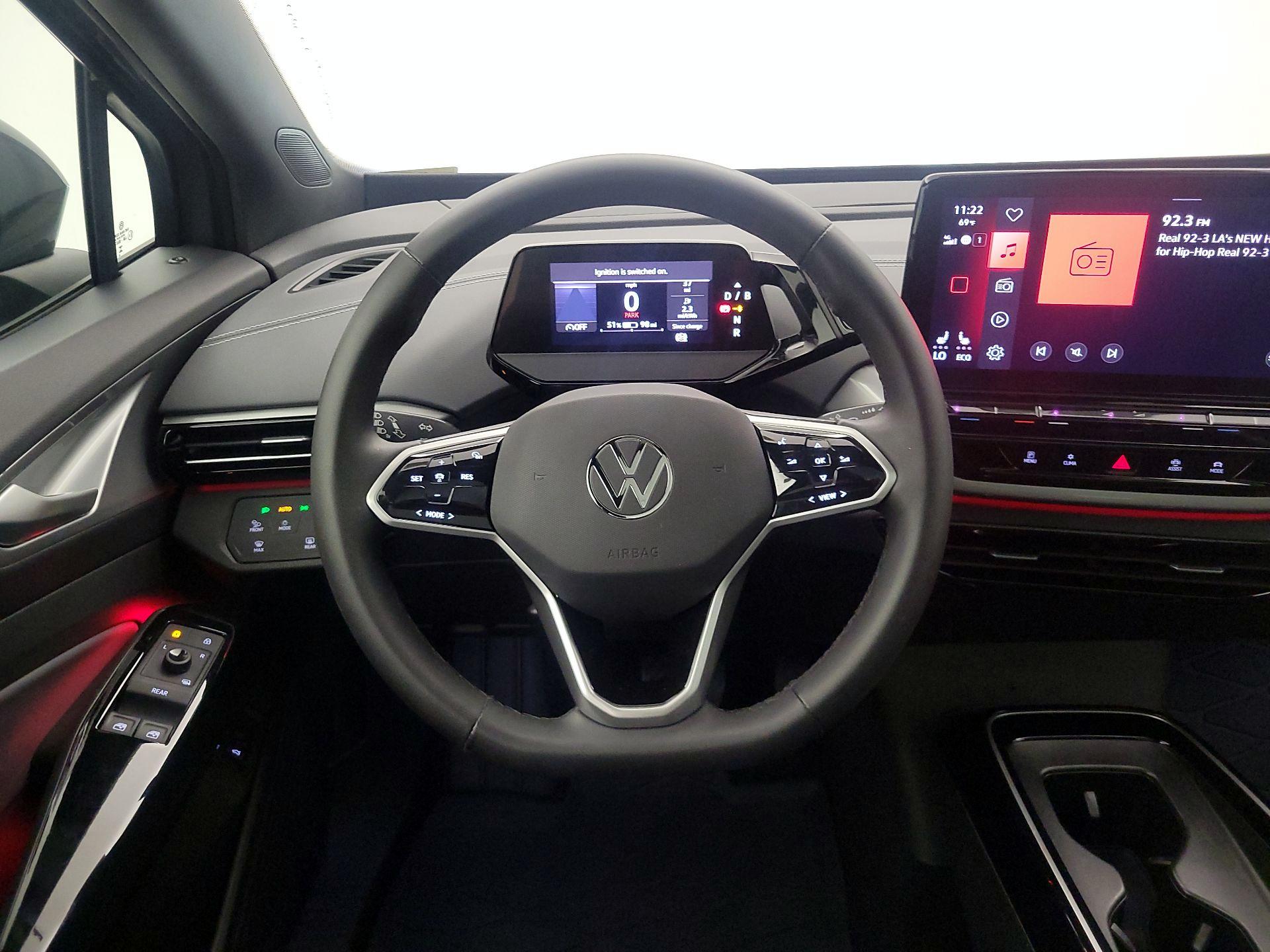 Thumbnail: 2023 Volkswagen ID.4 - 10