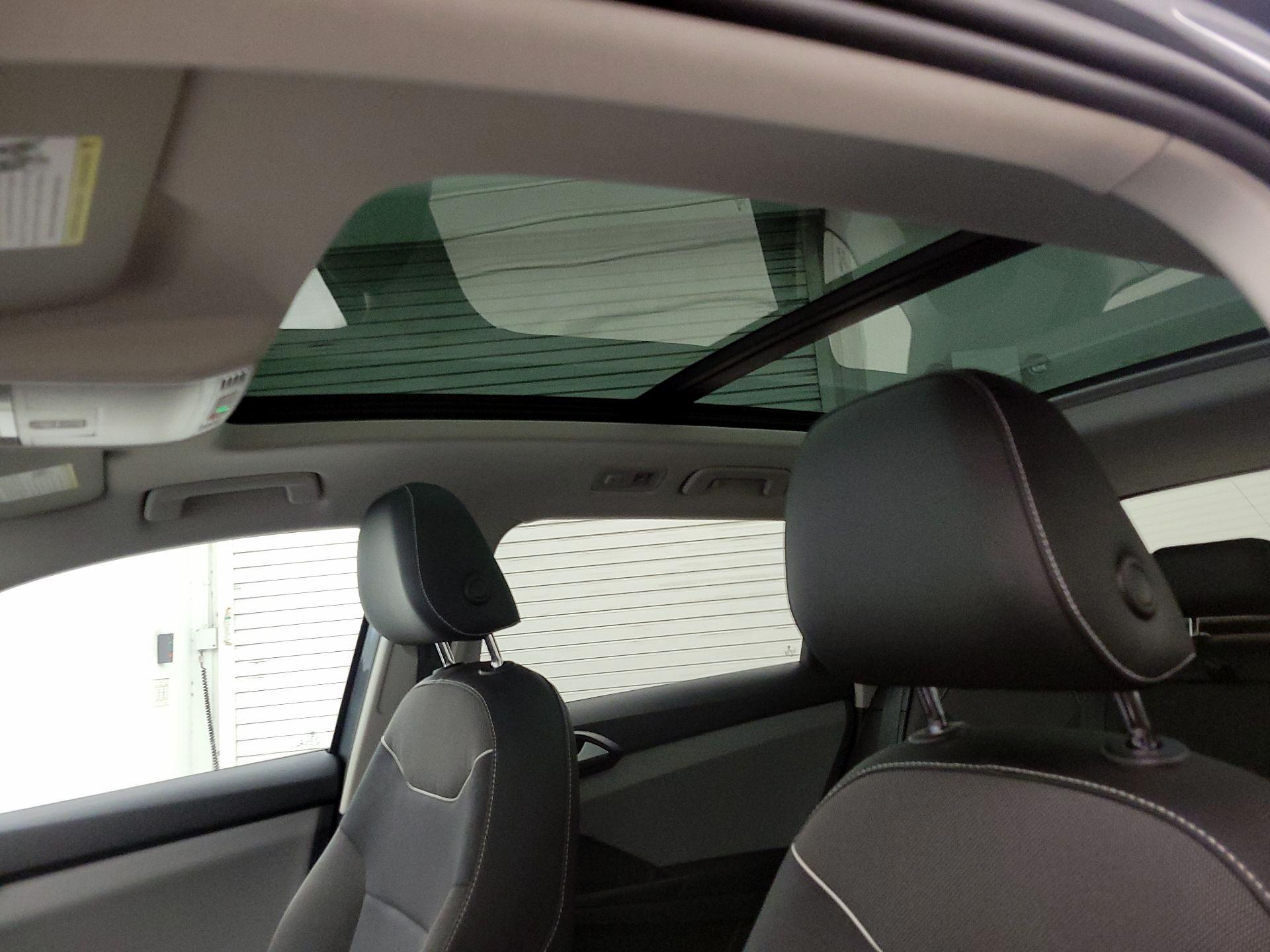 Thumbnail: 2023 Volkswagen Taos - 19