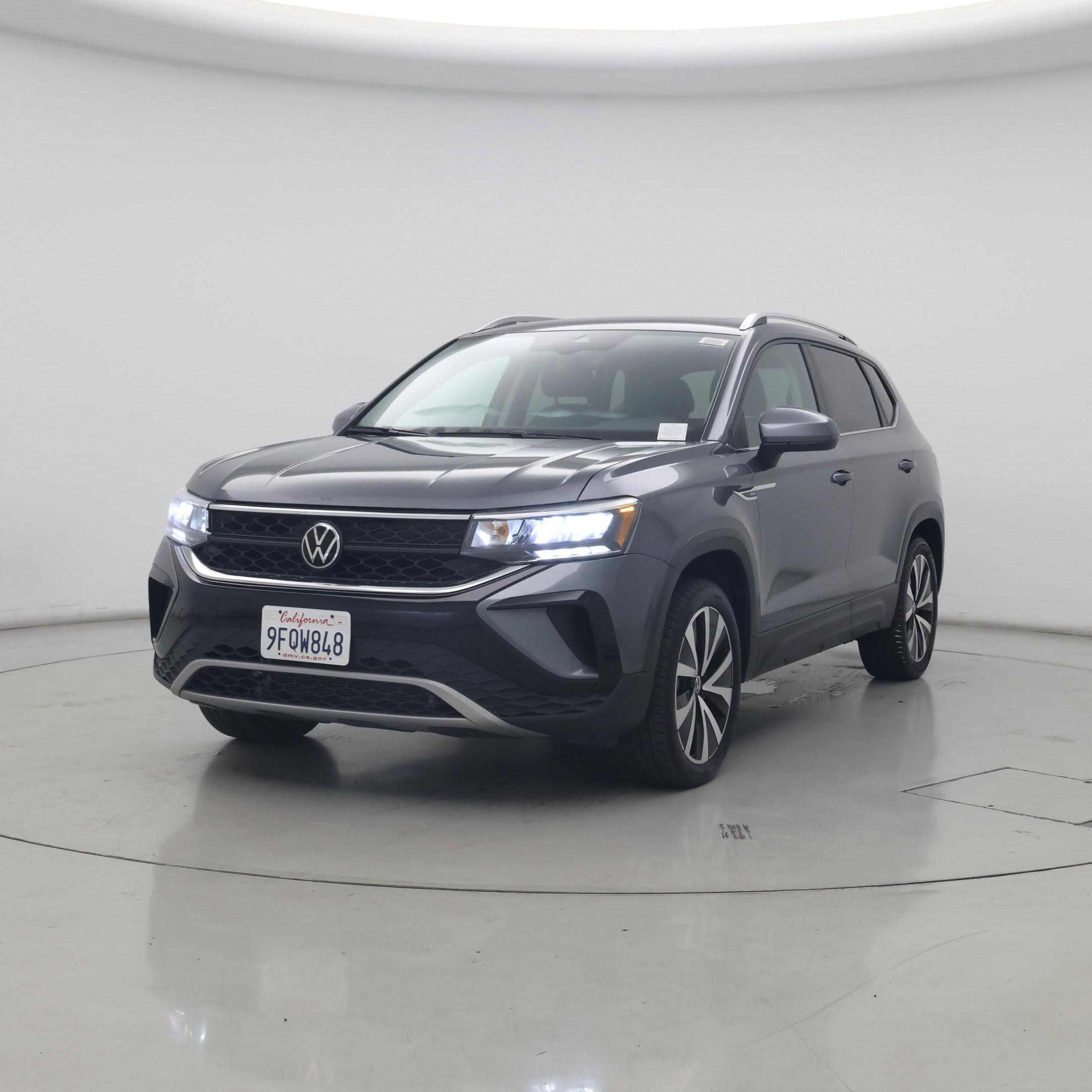 Thumbnail: 2023 Volkswagen Taos - 4