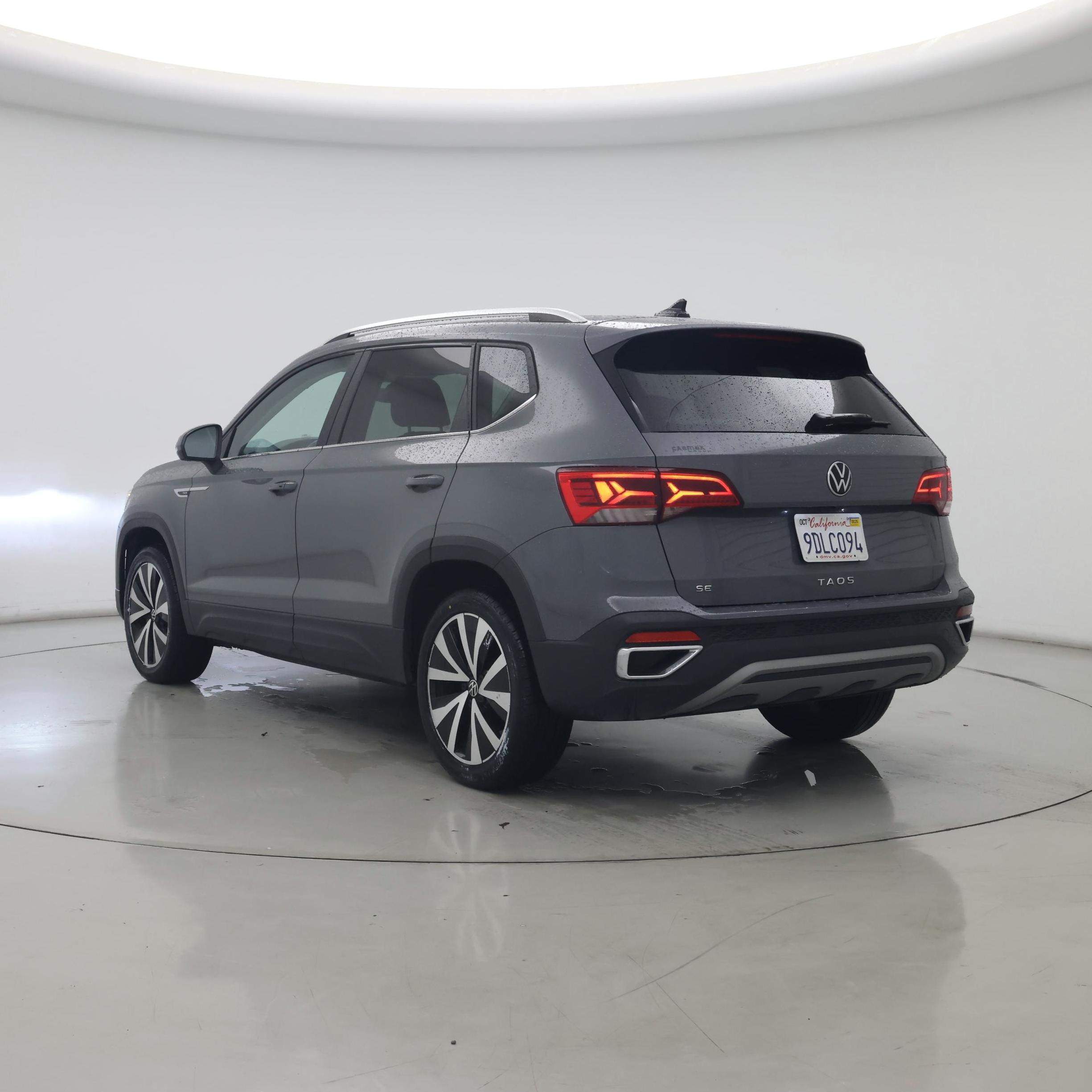 Thumbnail: 2022 Volkswagen Taos - 2