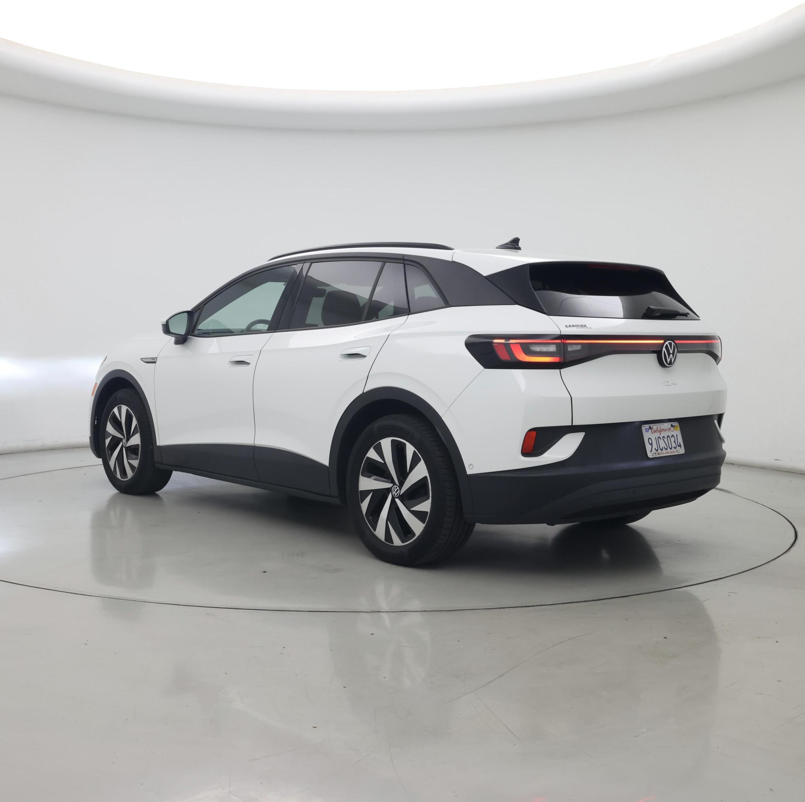 Thumbnail: 2023 Volkswagen ID.4 - 2