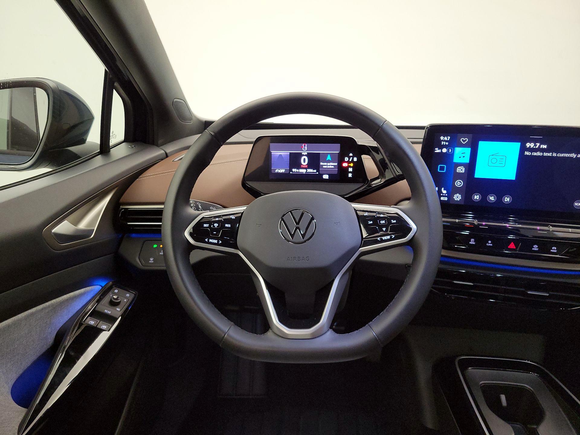 Thumbnail: 2023 Volkswagen ID.4 - 10