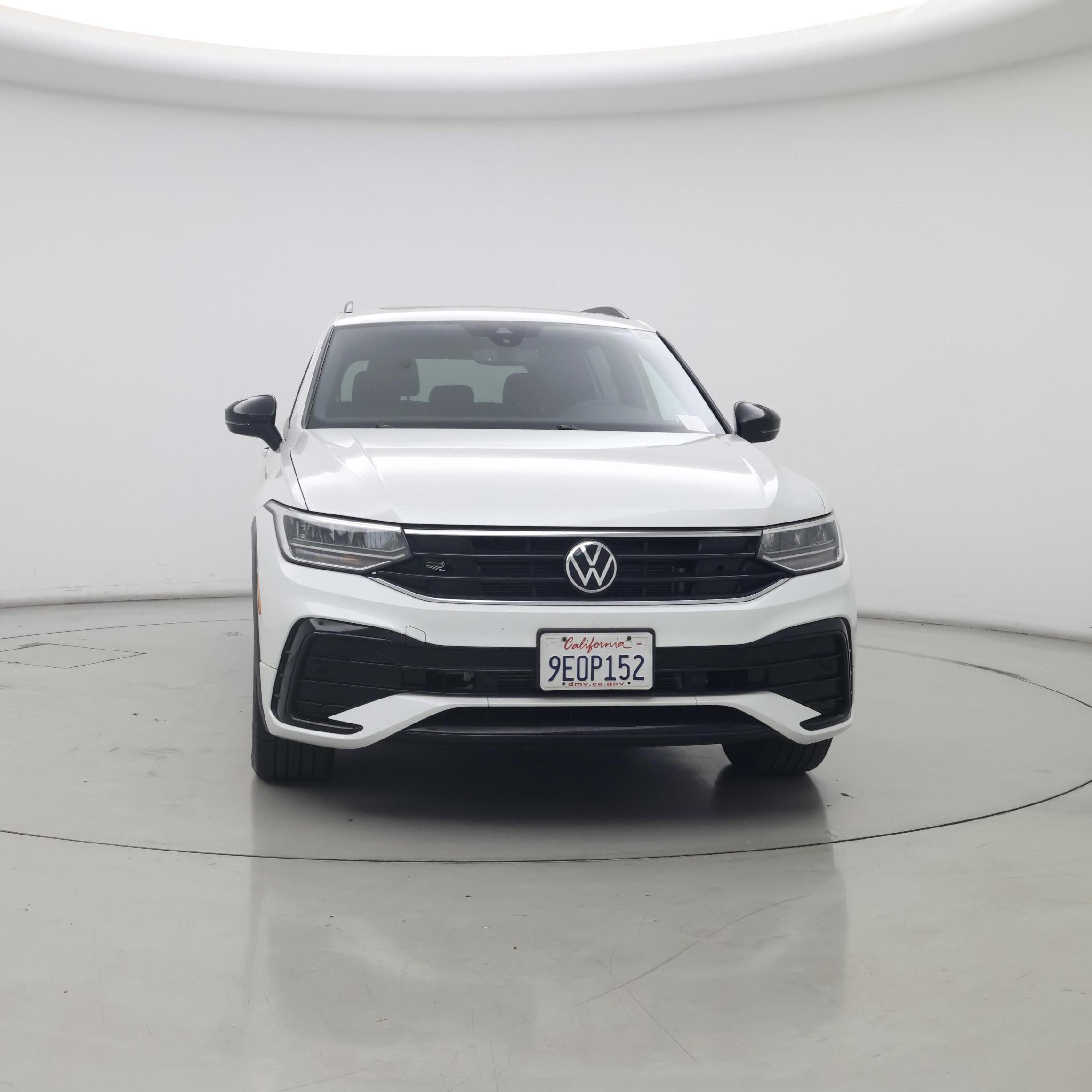 Thumbnail: 2023 Volkswagen Tiguan - 5