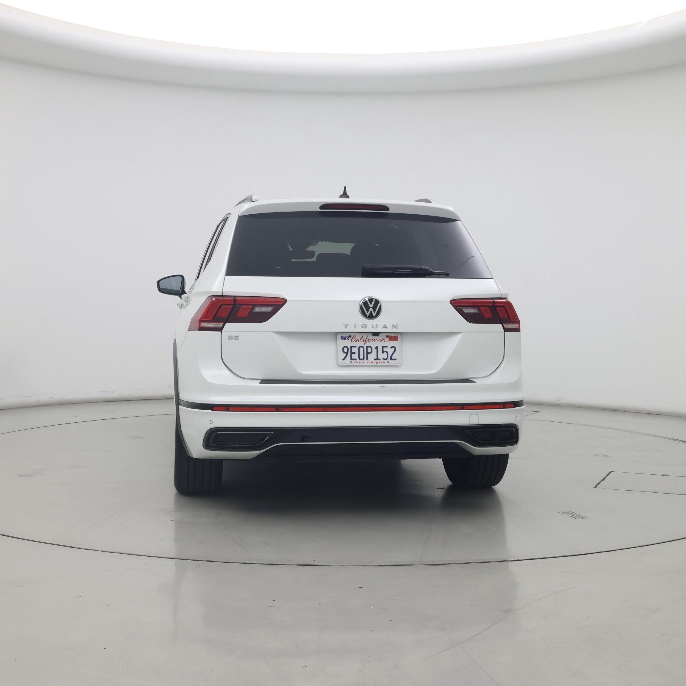 Thumbnail: 2023 Volkswagen Tiguan - 6