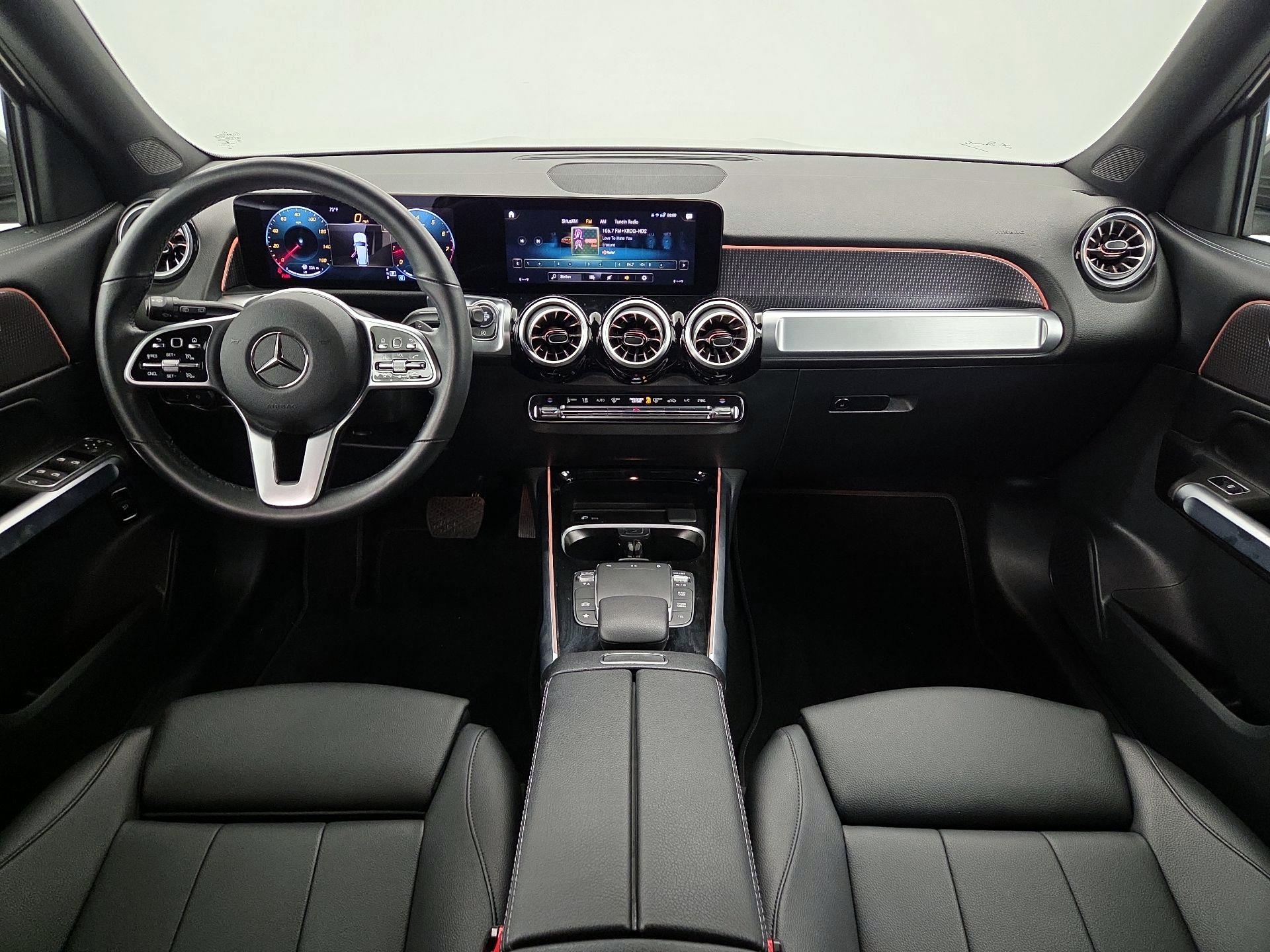 Thumbnail: 2022 Mercedes-Benz GLB - 9