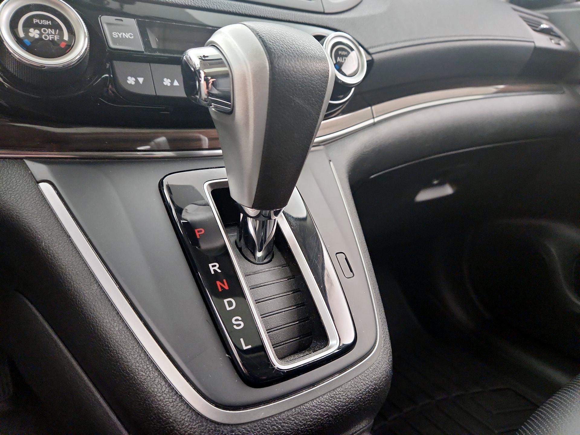 Thumbnail: 2015 Honda CR-V - 17