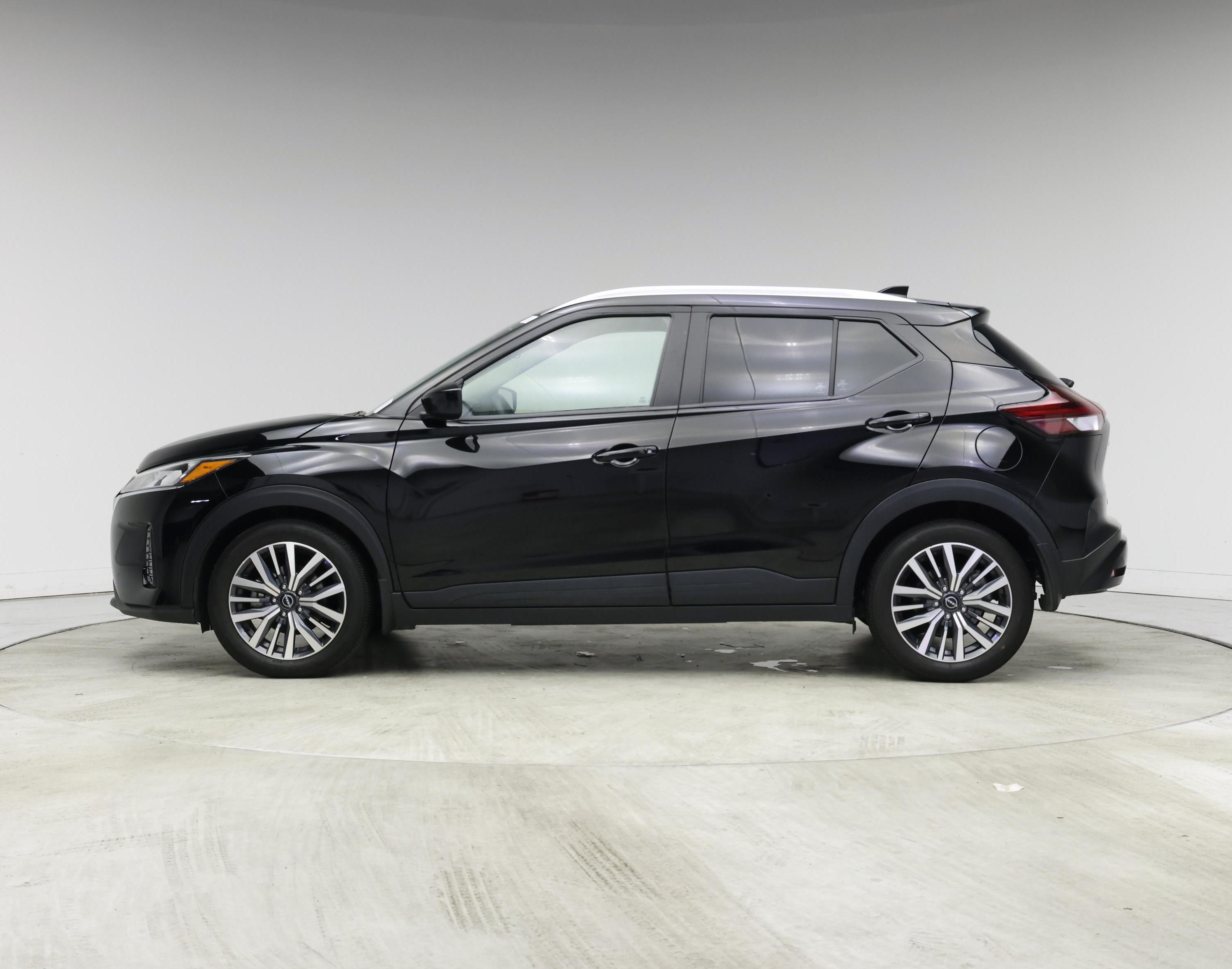 Thumbnail: 2024 Nissan Kicks - 3