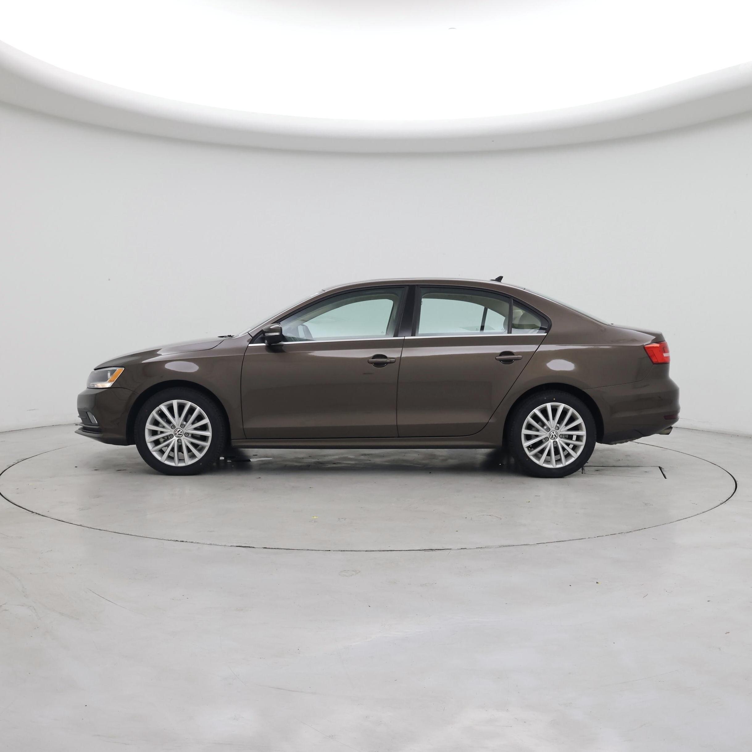 Thumbnail: 2015 Volkswagen Jetta - 3