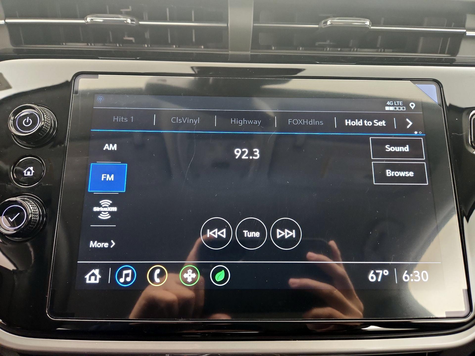 Thumbnail: 2023 Chevrolet Bolt EUV - 15