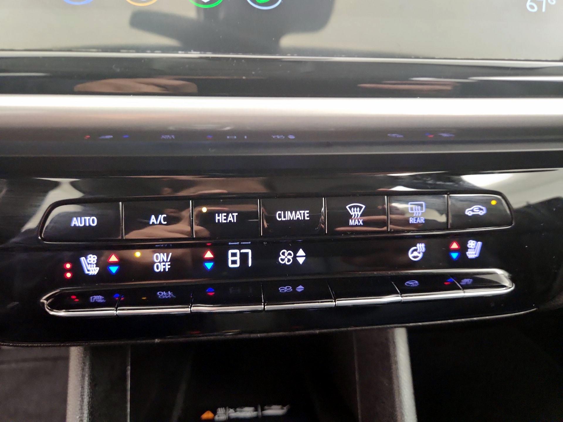 Thumbnail: 2023 Chevrolet Bolt EUV - 16
