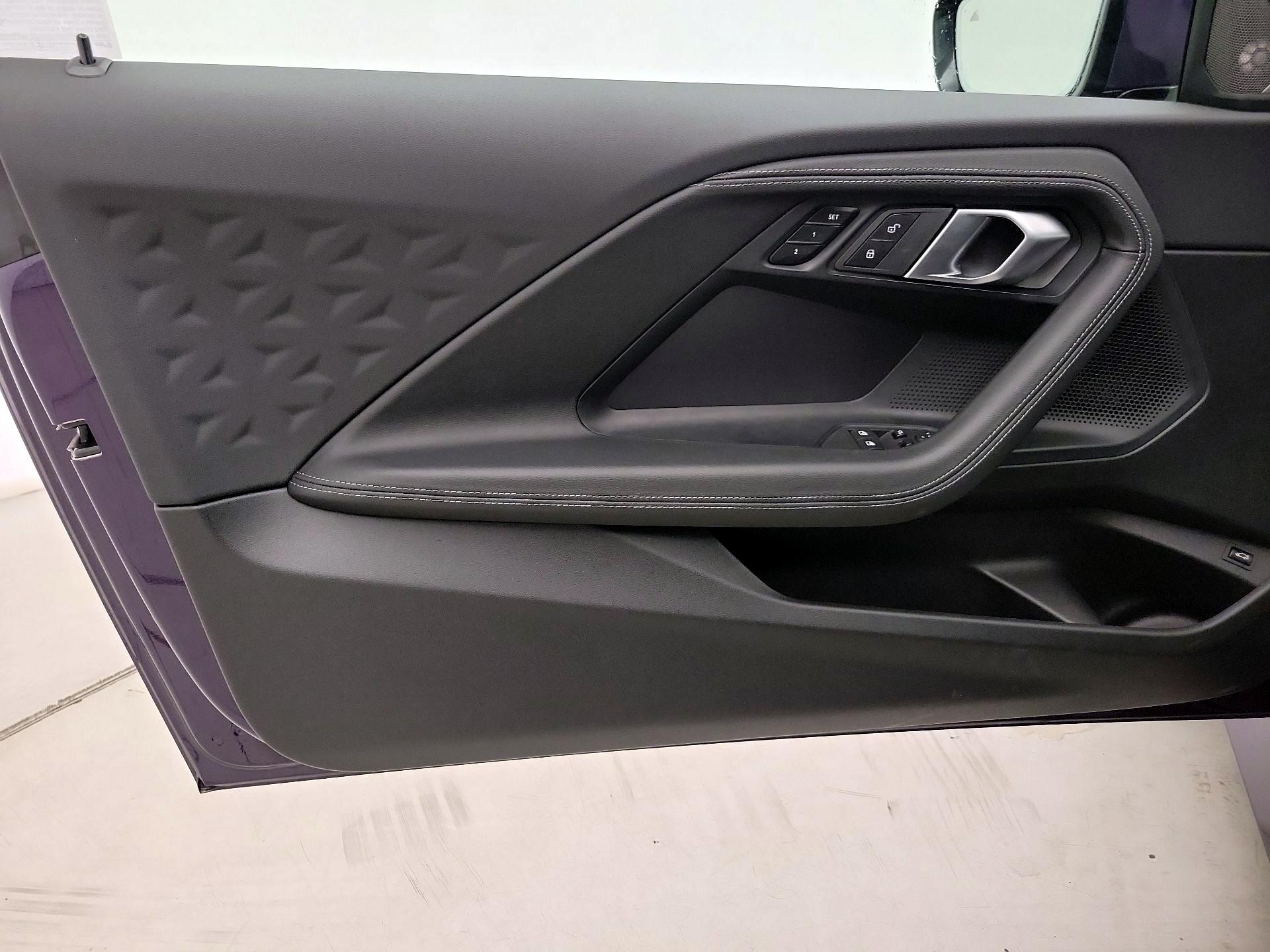 Thumbnail: 2025 BMW 2 Series - 12