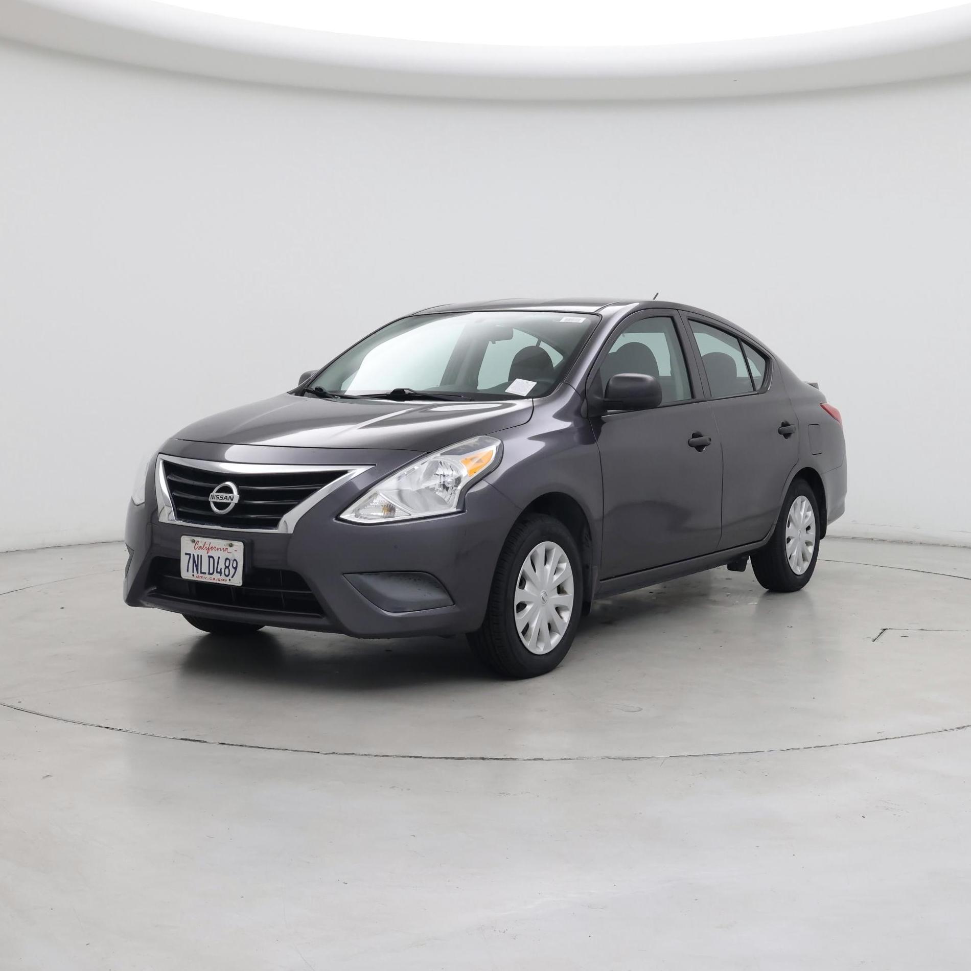 Thumbnail: 2015 Nissan Versa - 4