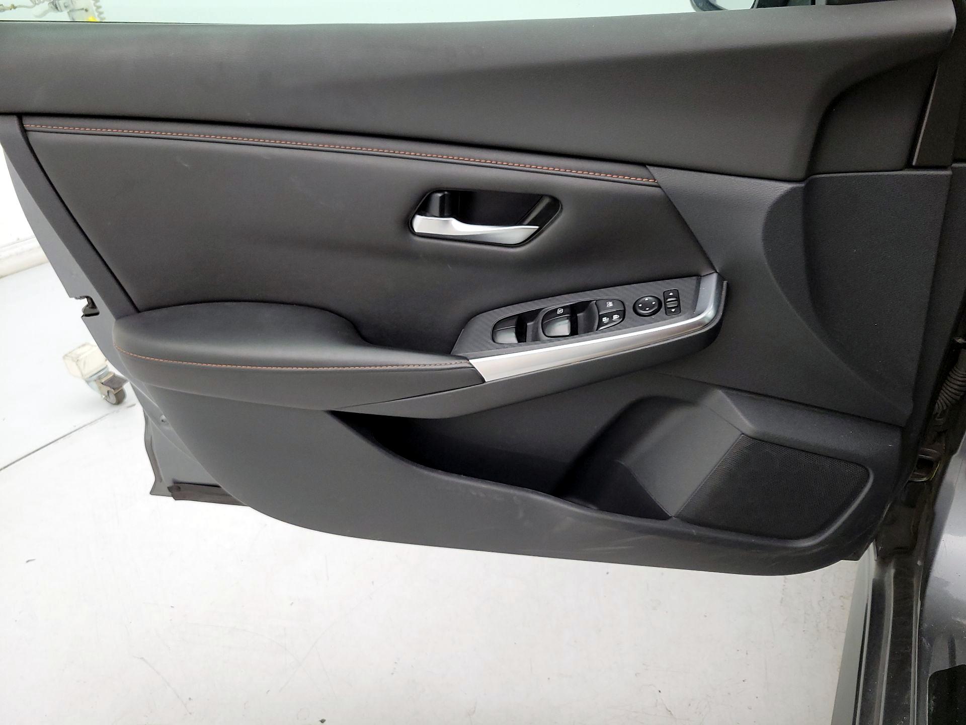 Thumbnail: 2022 Nissan Sentra - 12