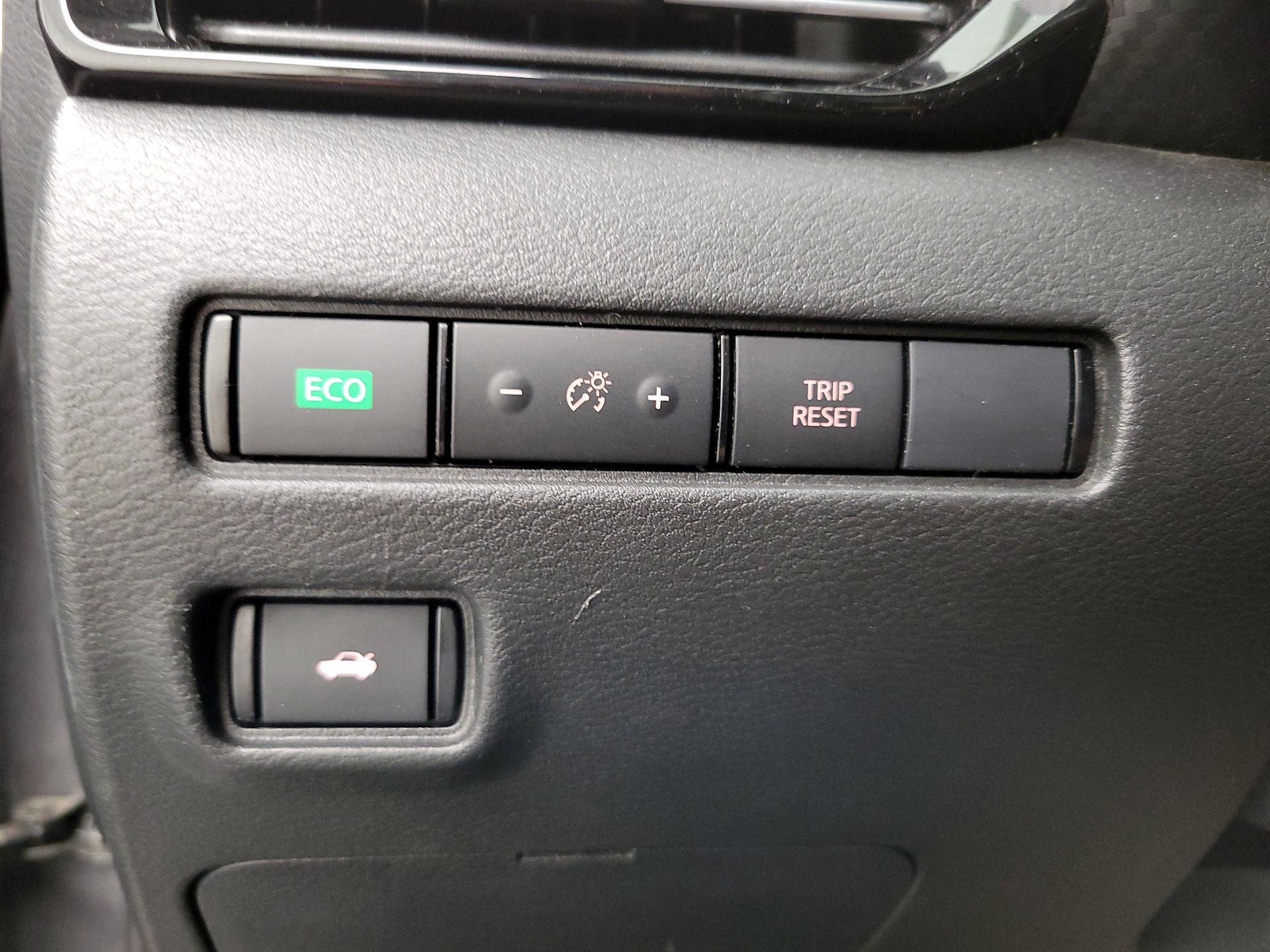 Thumbnail: 2022 Nissan Sentra - 13