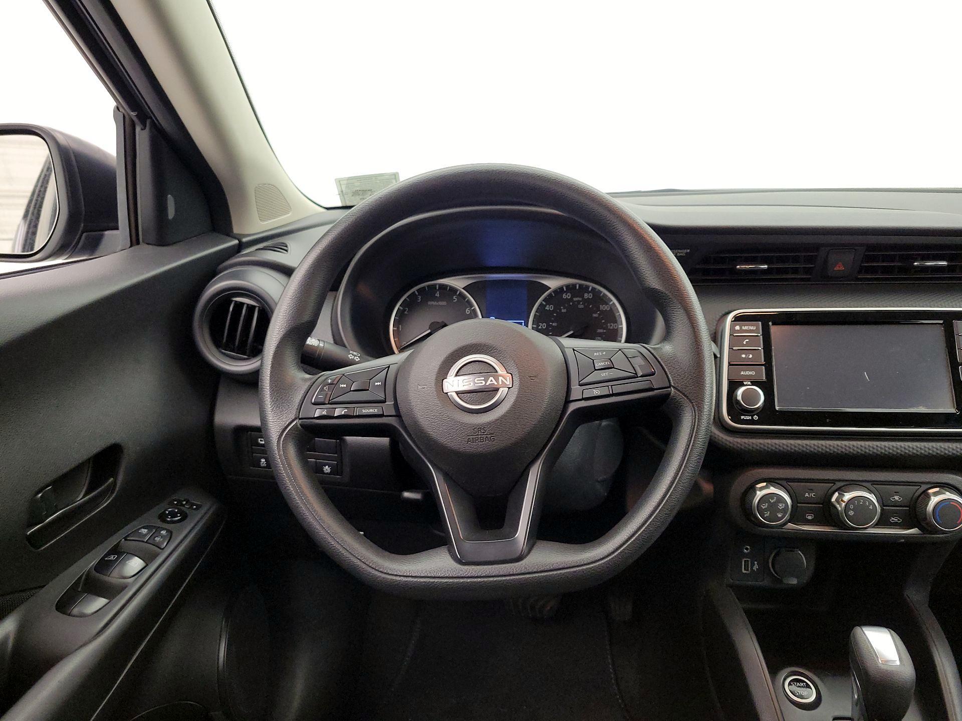 Thumbnail: 2023 Nissan Kicks - 10