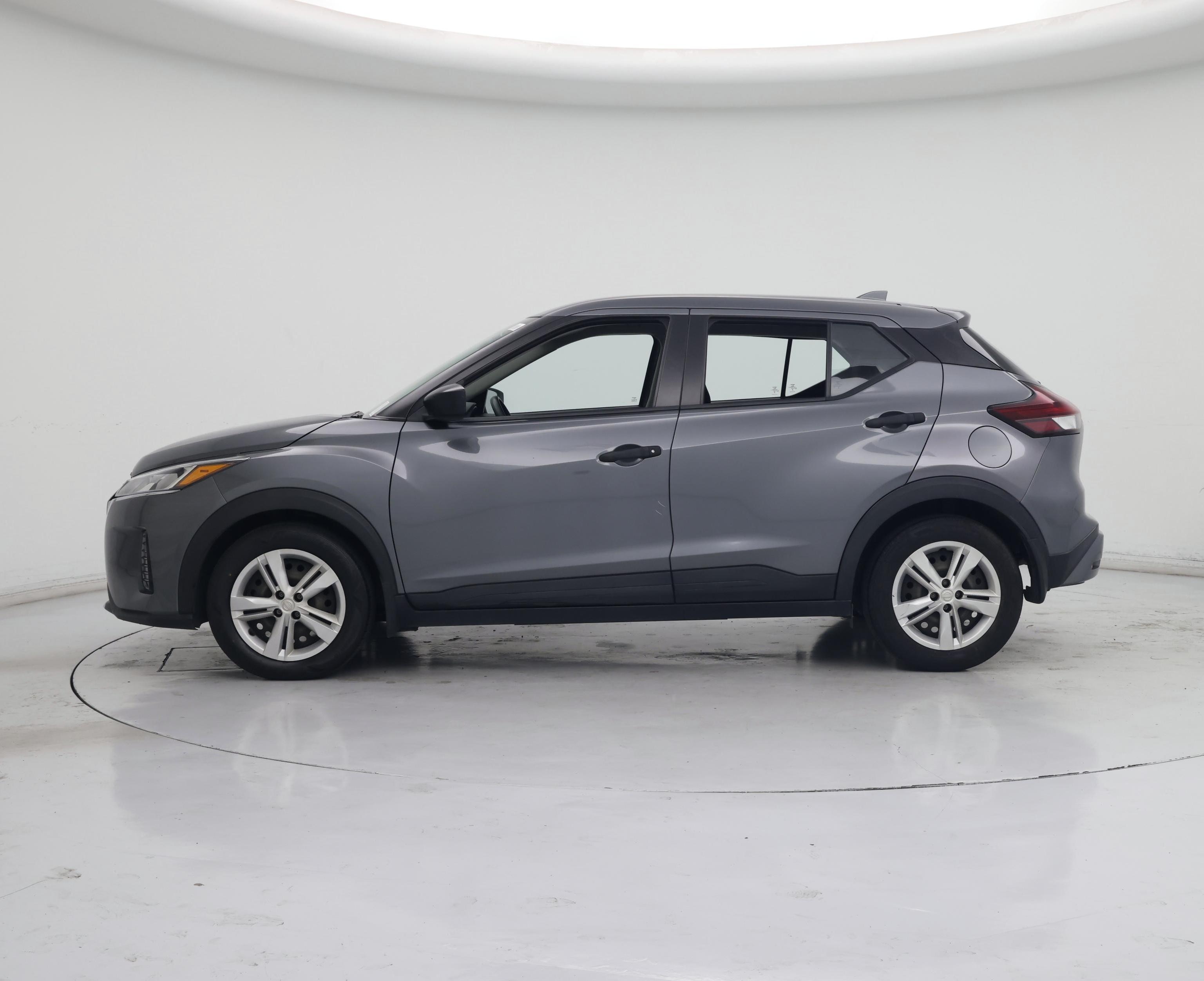 Thumbnail: 2023 Nissan Kicks - 3