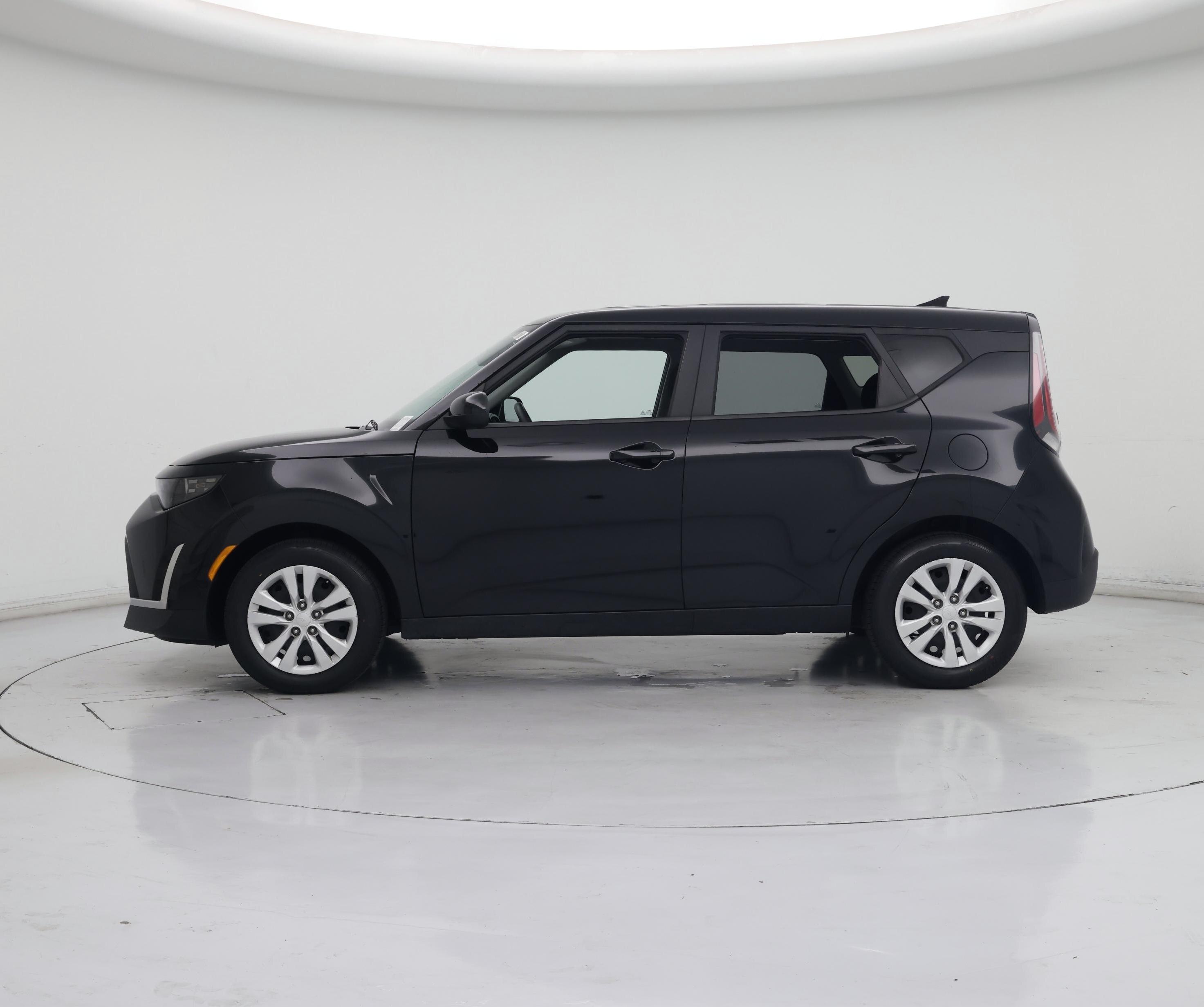 Thumbnail: 2023 Kia Soul - 3