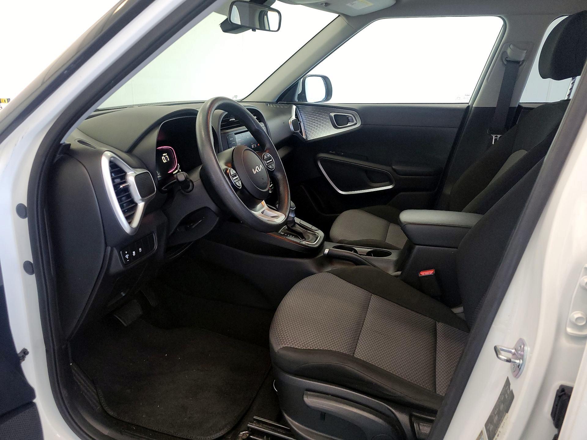 Thumbnail: 2023 Kia Soul - 11