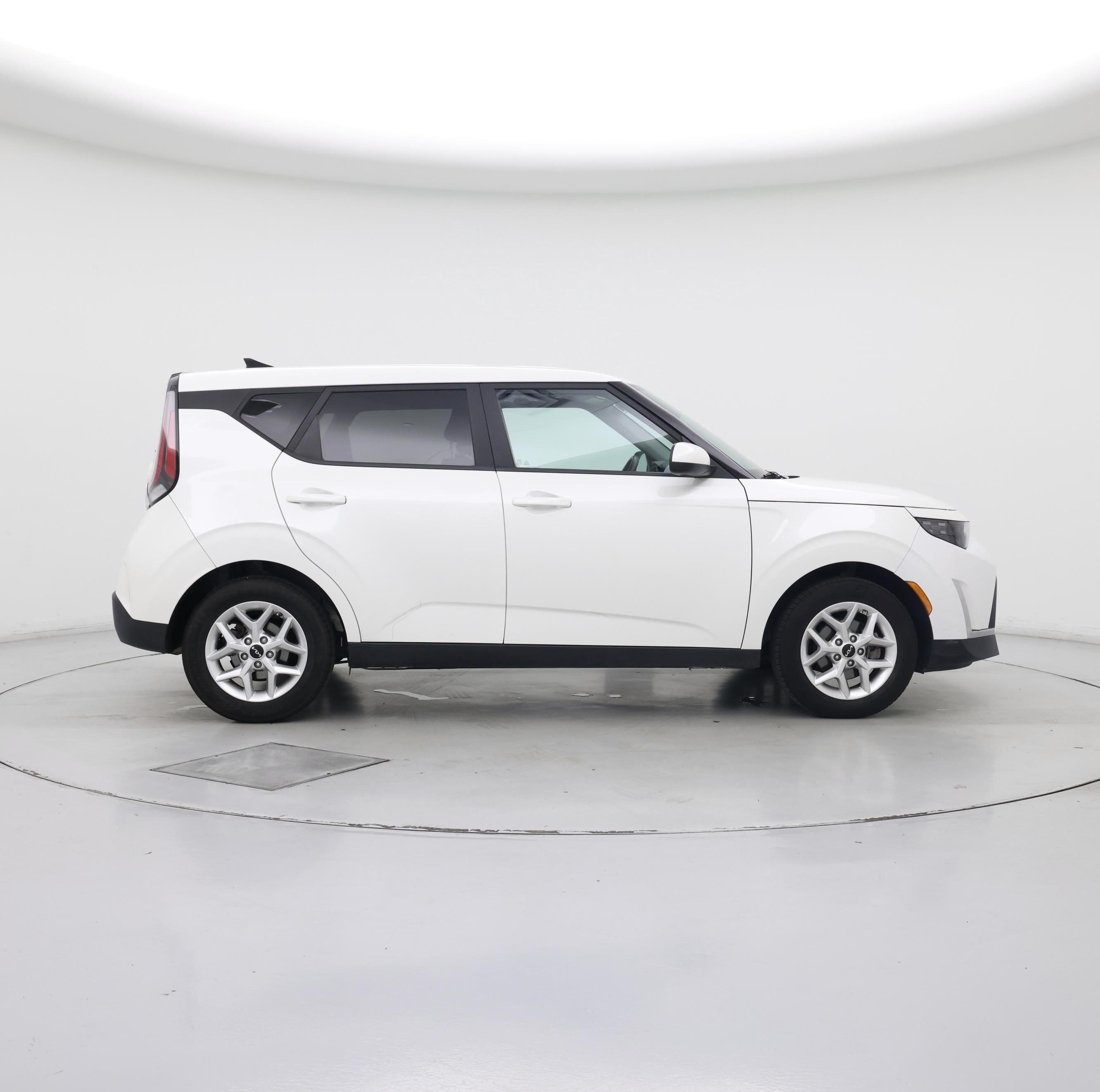 Thumbnail: 2023 Kia Soul - 7