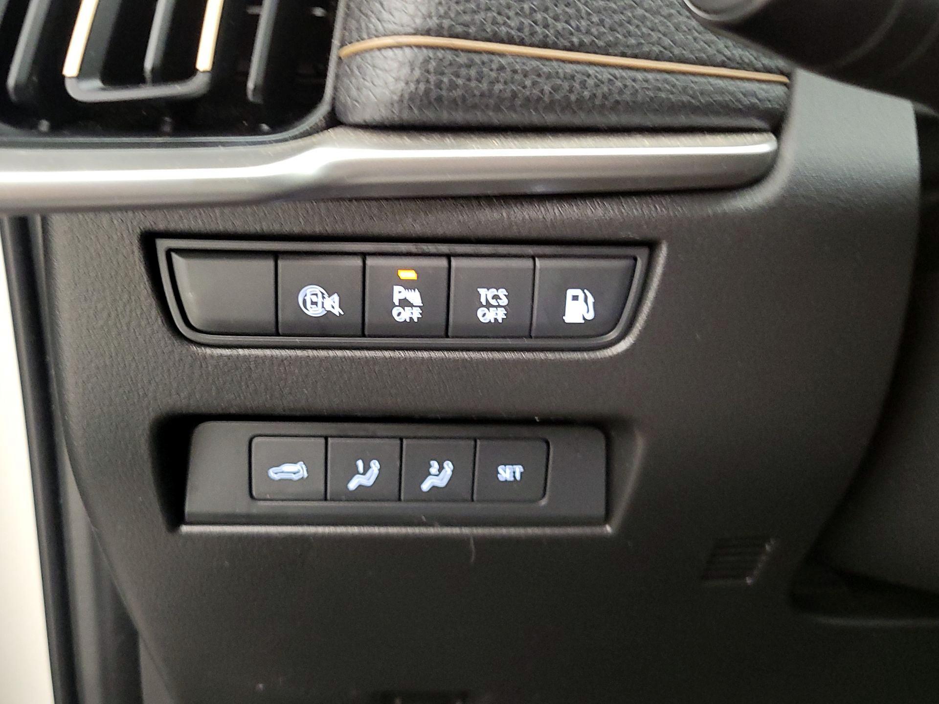 Thumbnail: 2025 Mazda CX-70 - 13