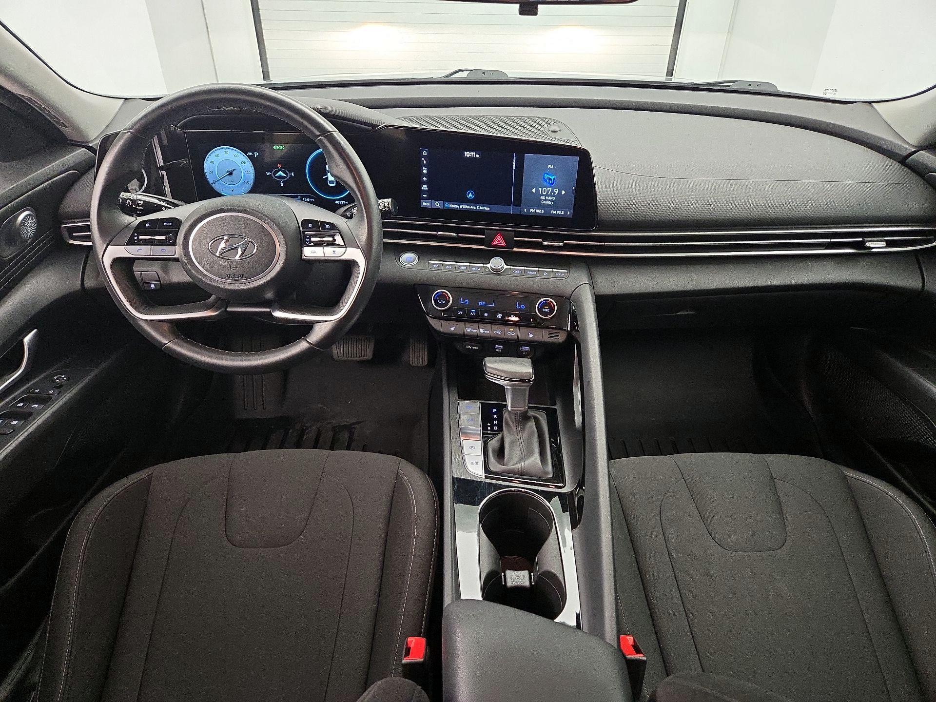 Thumbnail: 2023 Hyundai Elantra - 9