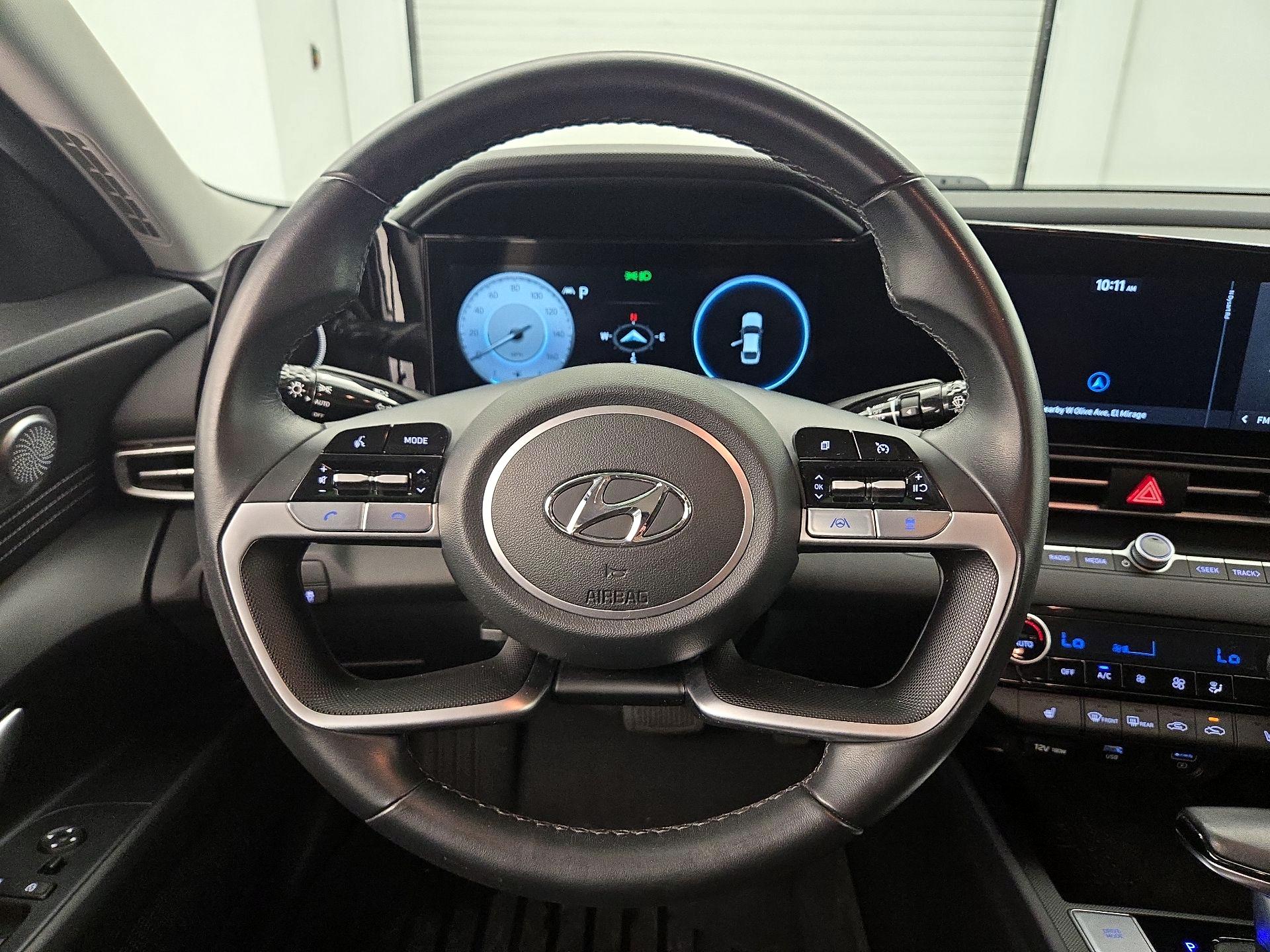 Thumbnail: 2023 Hyundai Elantra - 10