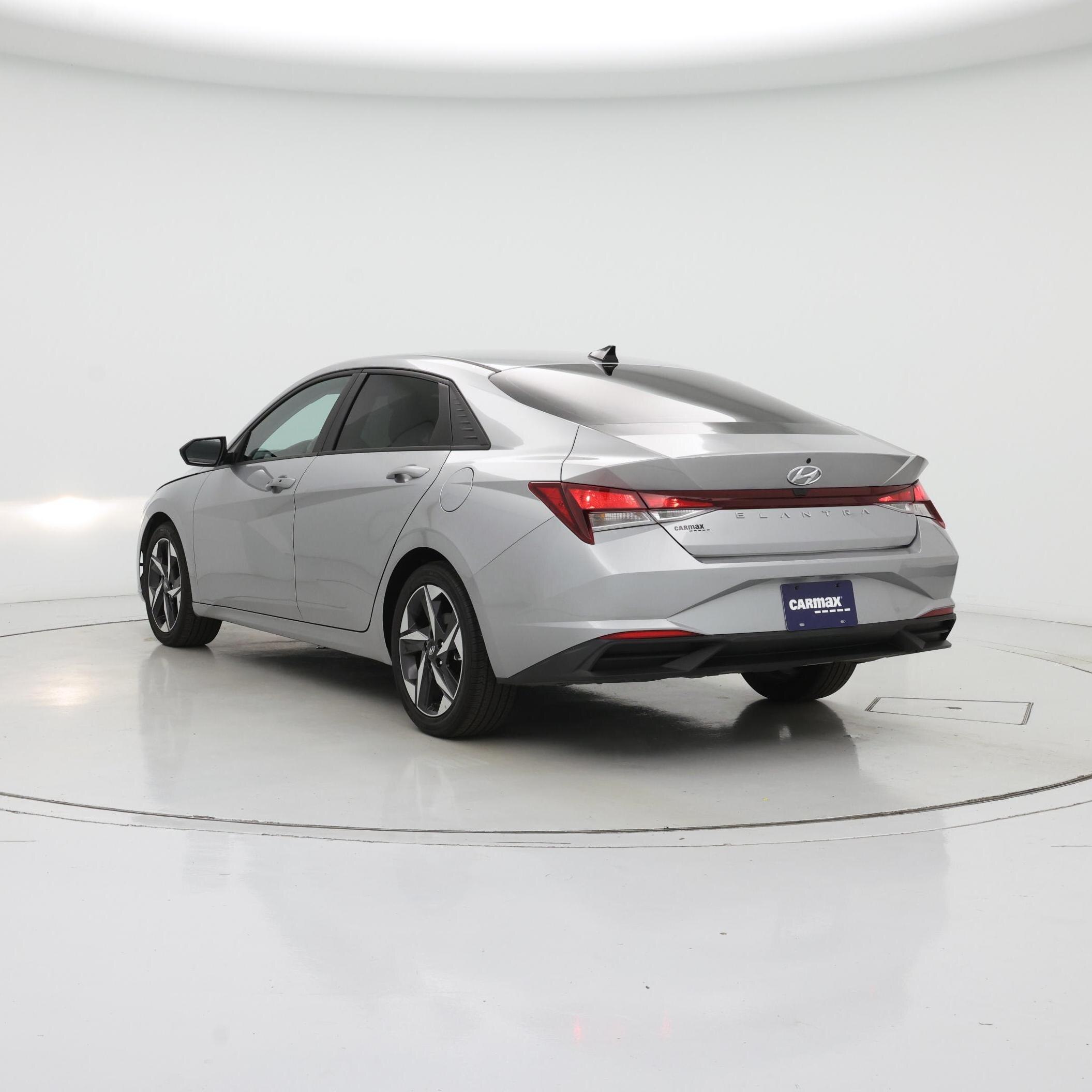 Thumbnail: 2023 Hyundai Elantra - 2