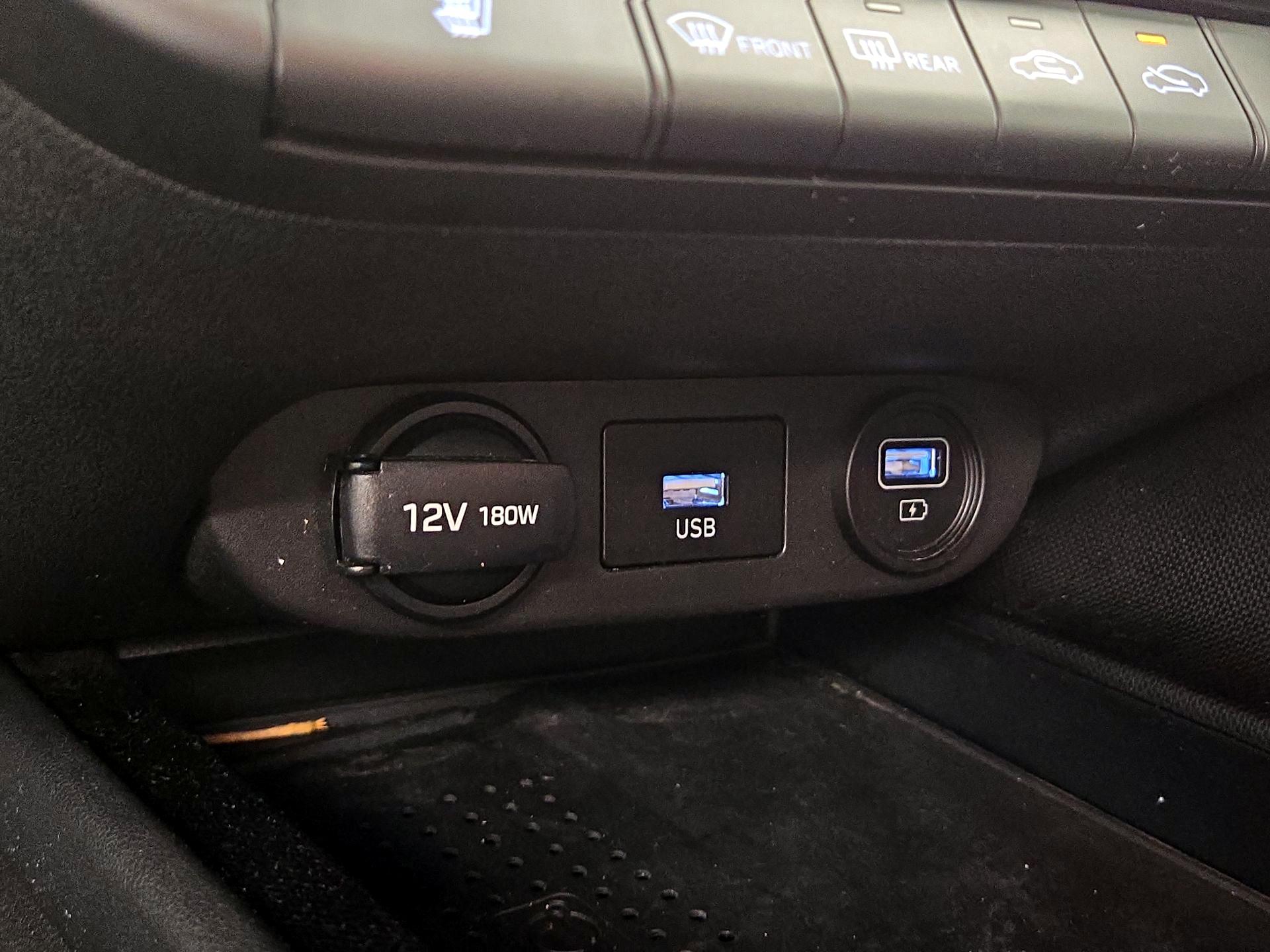 Thumbnail: 2023 Hyundai Elantra - 19