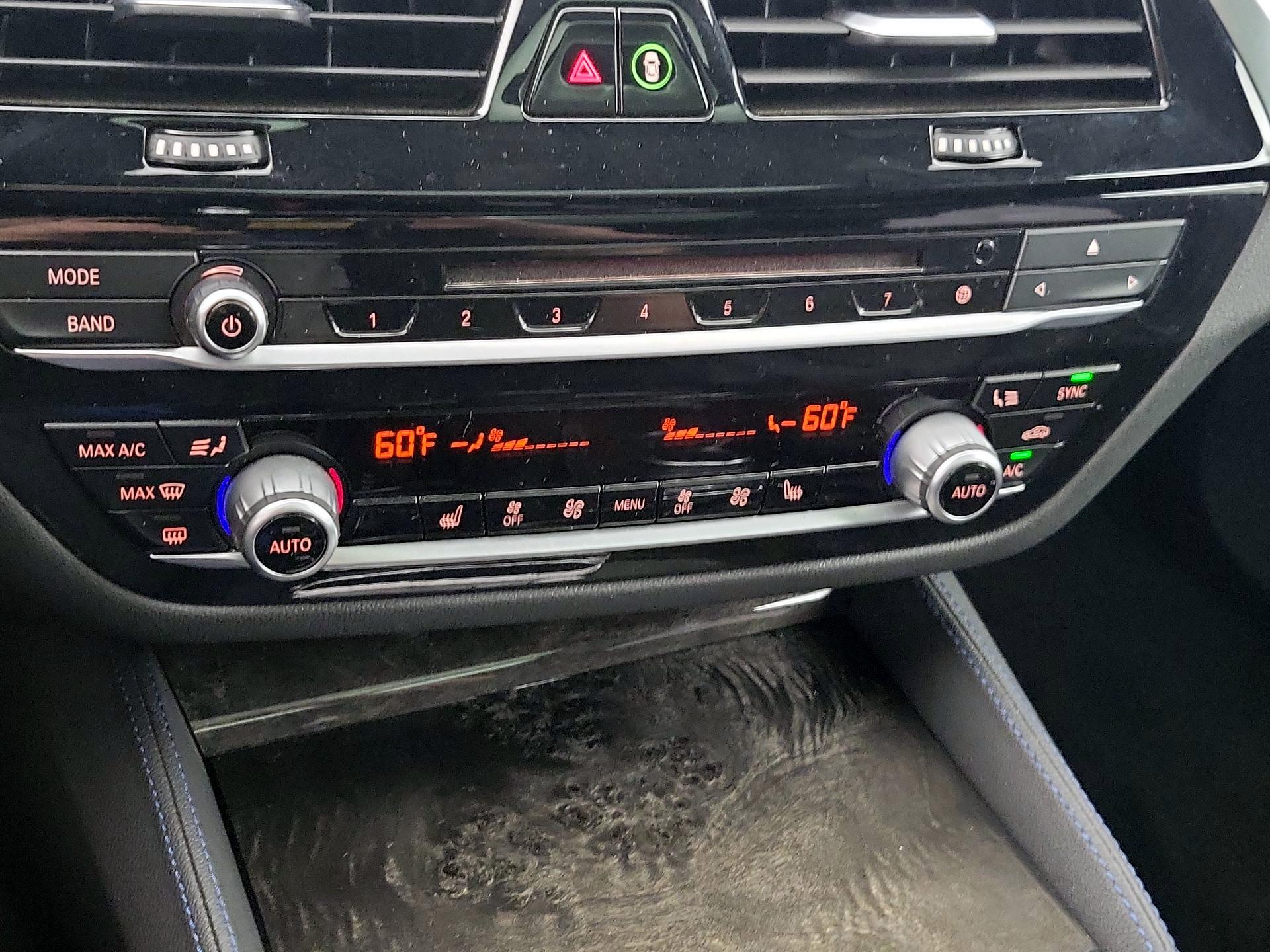 Thumbnail: 2018 BMW 6 Series - 17