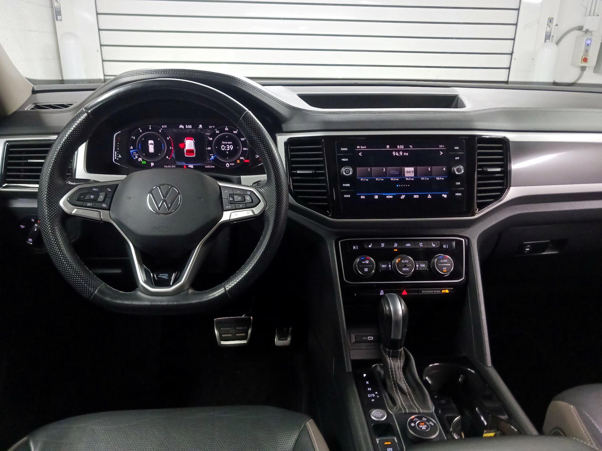 Thumbnail: 2022 Volkswagen Atlas - 9