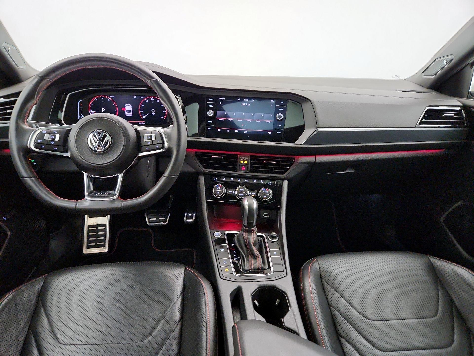 Thumbnail: 2020 Volkswagen Jetta - 9