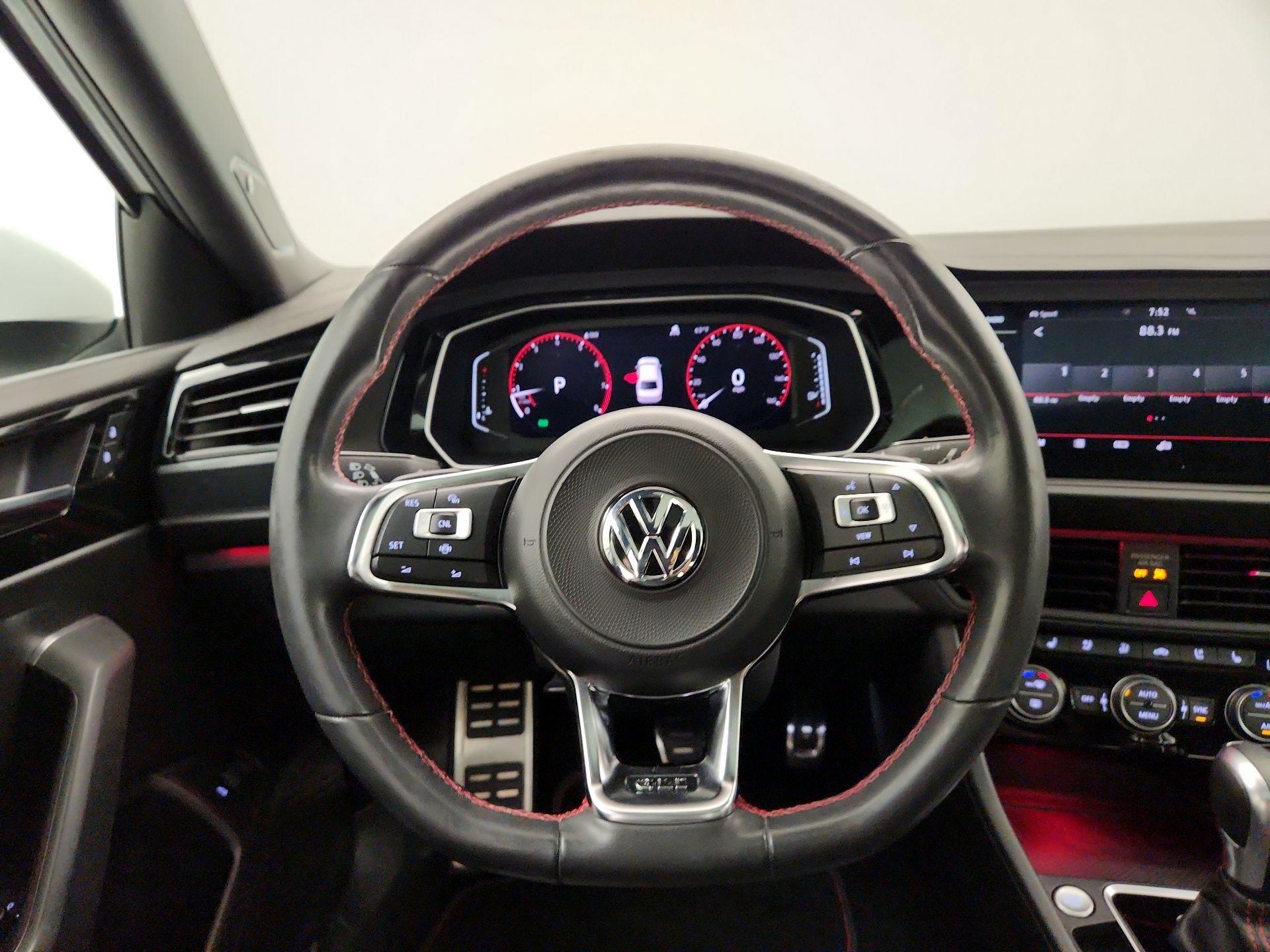 Thumbnail: 2020 Volkswagen Jetta - 10