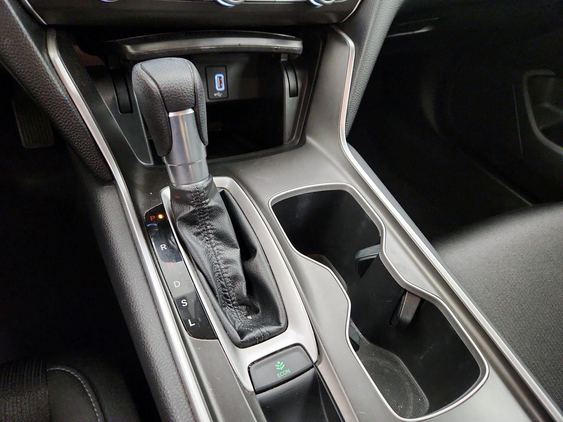 Thumbnail: 2019 Honda Accord - 17