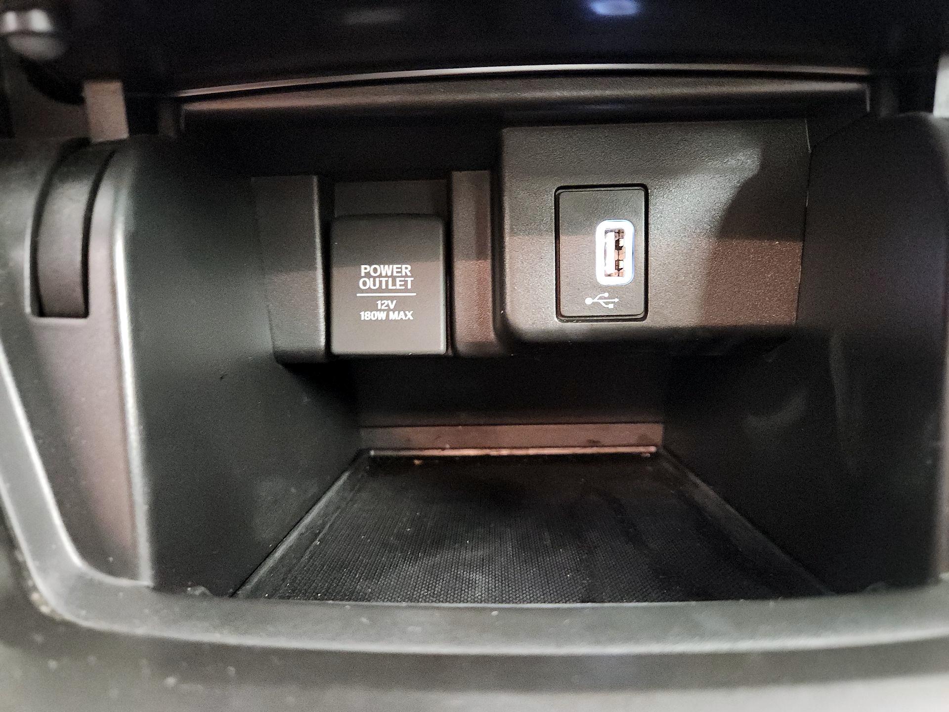 Thumbnail: 2019 Honda Accord - 18