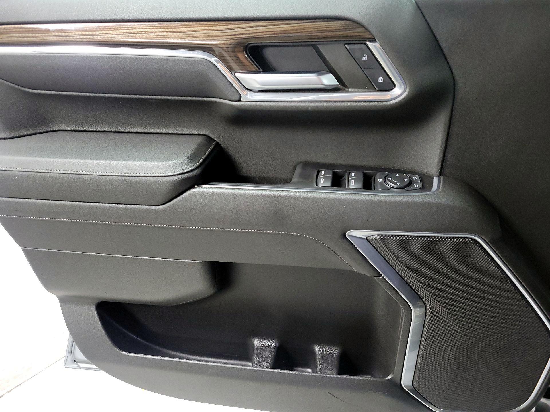 Thumbnail: 2023 Chevrolet Silverado 1500 - 12