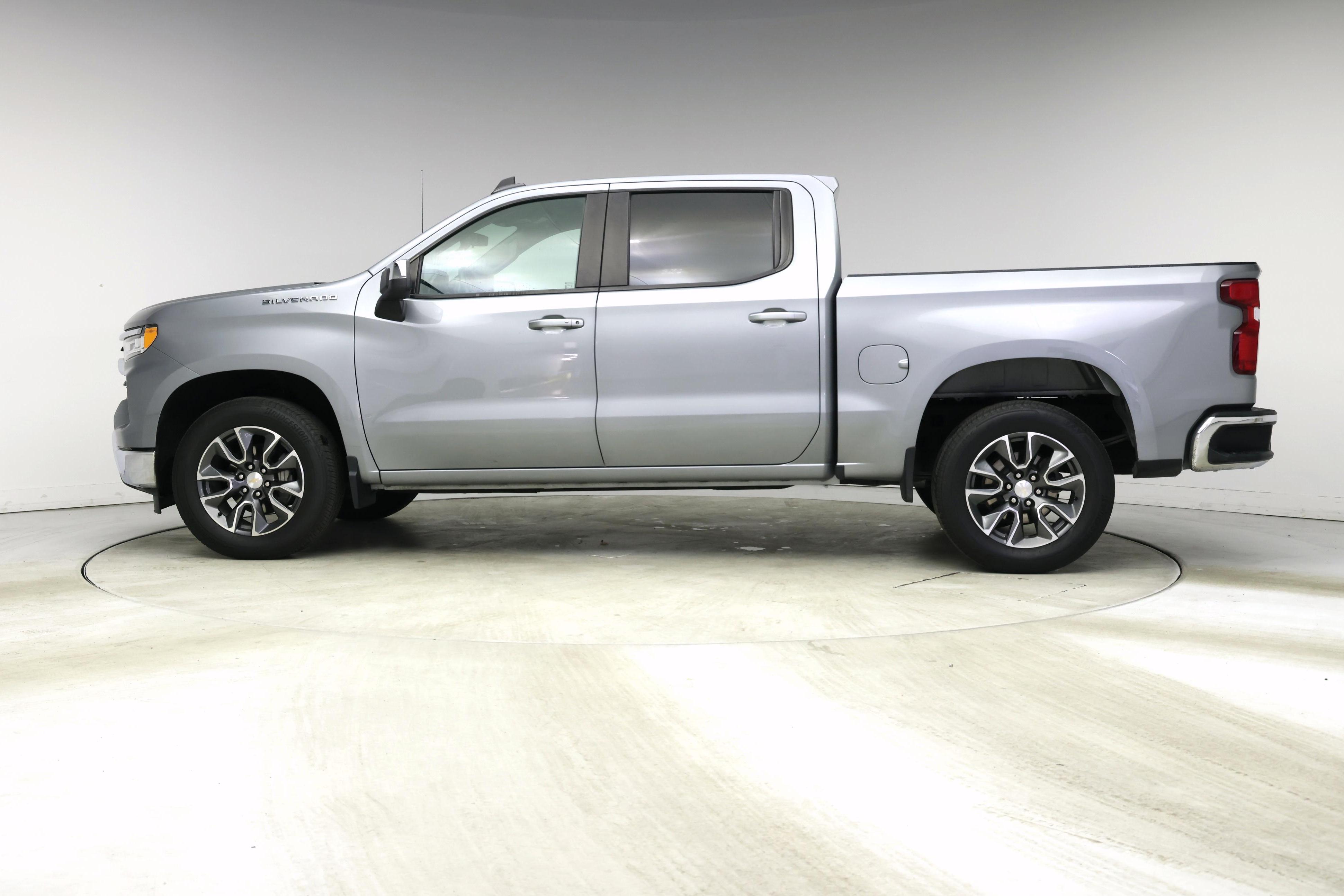 Thumbnail: 2023 Chevrolet Silverado 1500 - 3