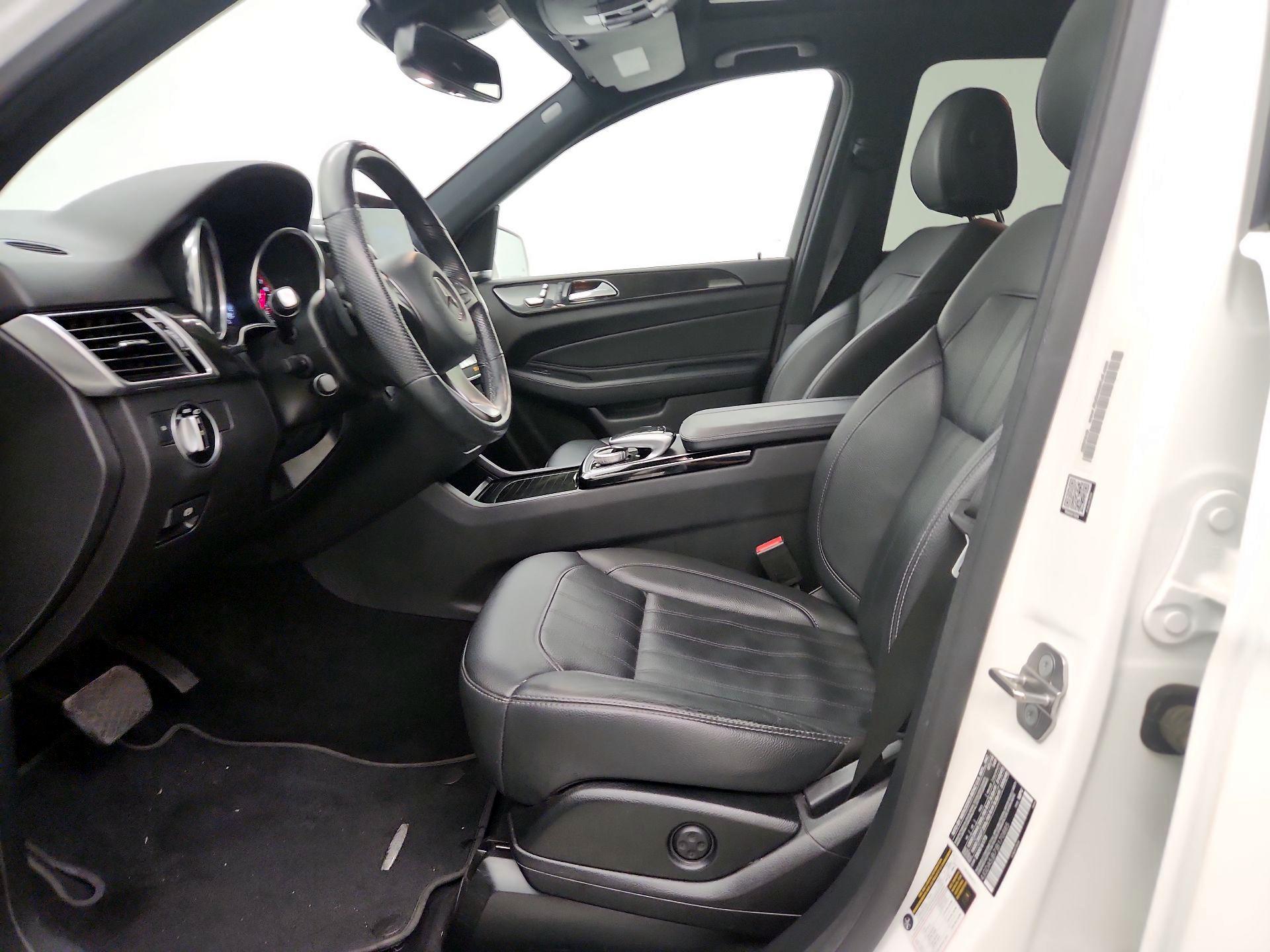 Thumbnail: 2018 Mercedes-Benz GLE - 11