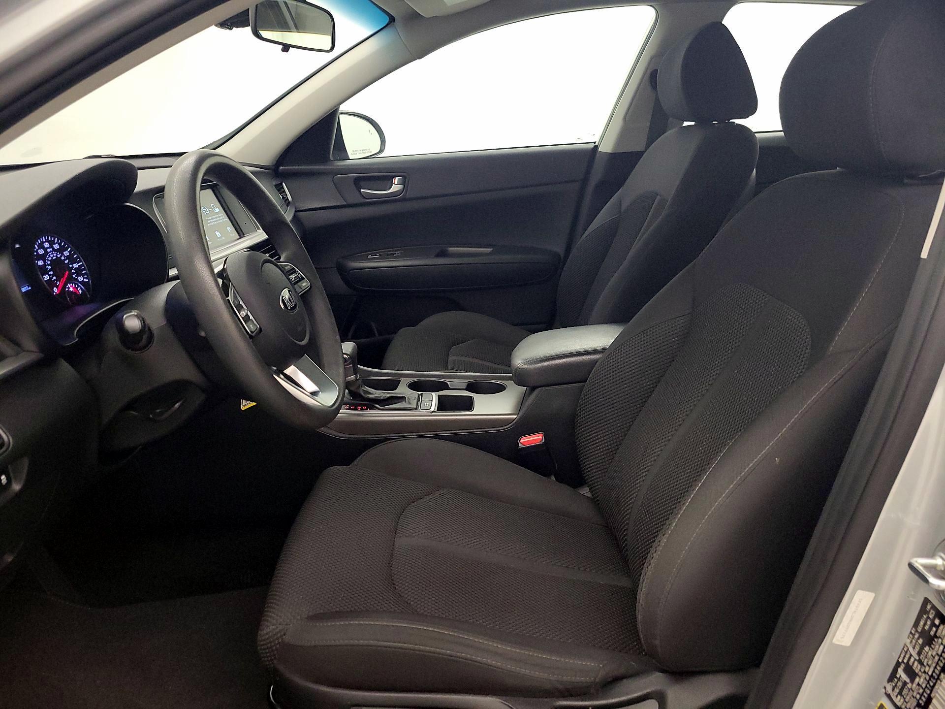 Thumbnail: 2019 Kia Optima - 11