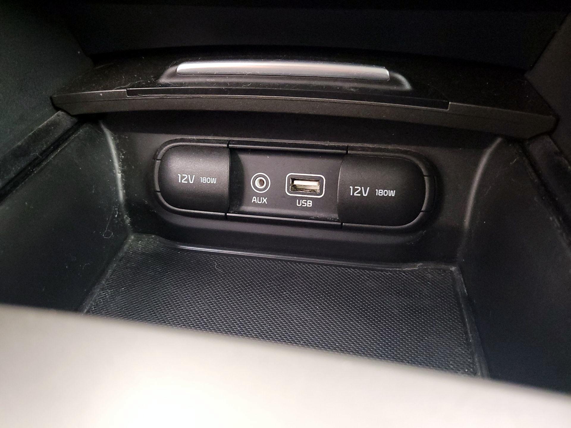 Thumbnail: 2019 Kia Optima - 18