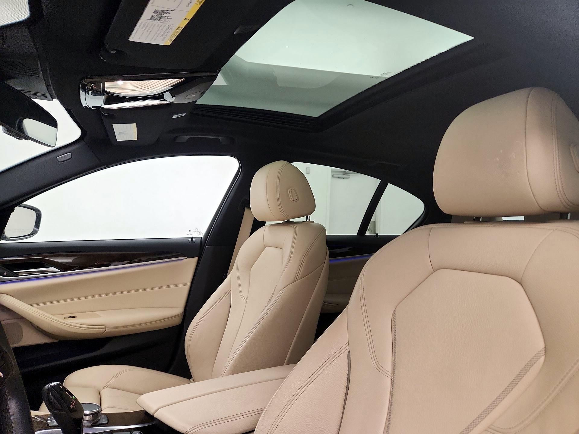 Thumbnail: 2018 BMW 5 Series - 20