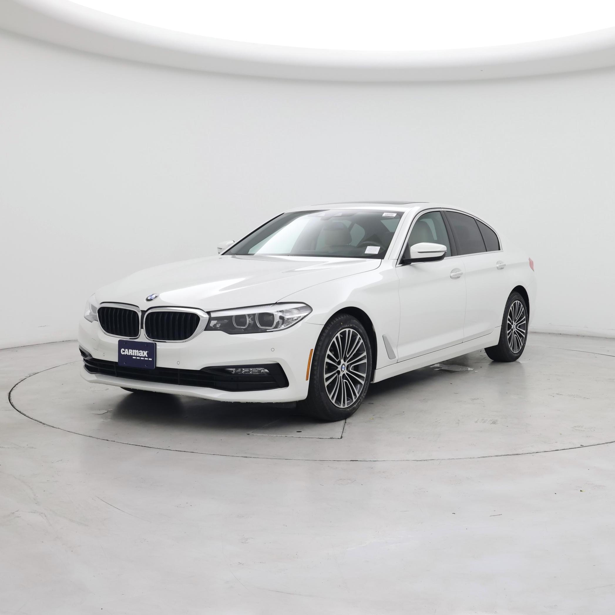 Thumbnail: 2018 BMW 5 Series - 4