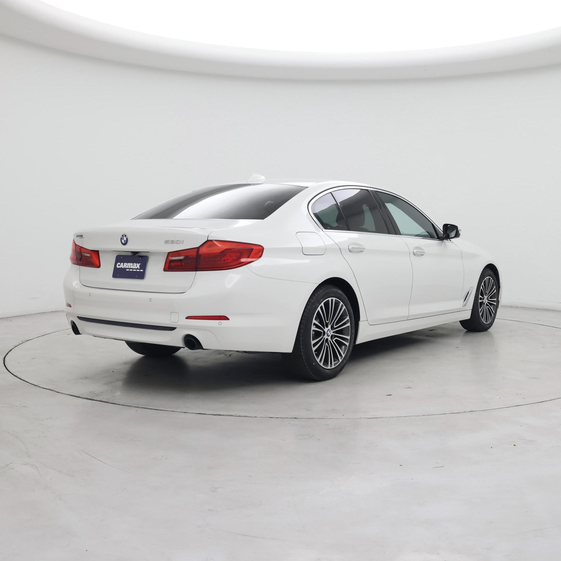 Thumbnail: 2018 BMW 5 Series - 8